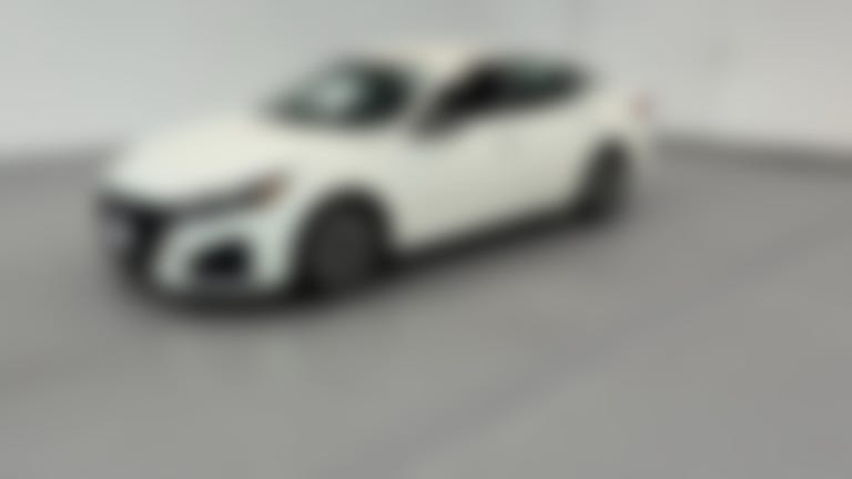 2025 Nissan Altima vehicle photo