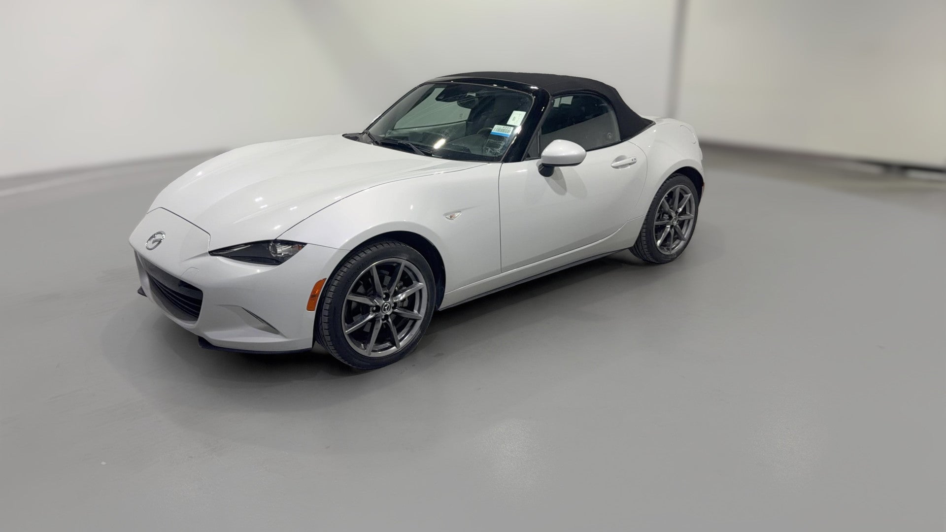 2016 MAZDA MX-5 Miata vehicle photo