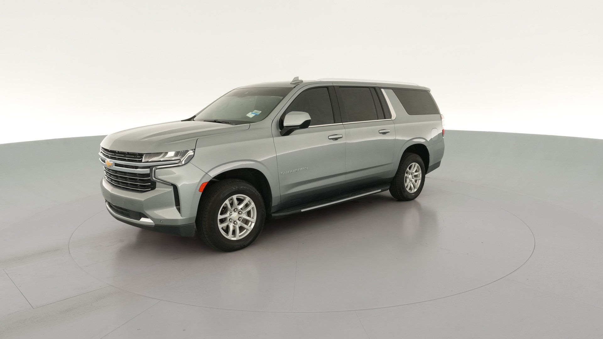 2023 Chevrolet Suburban vehicle photo