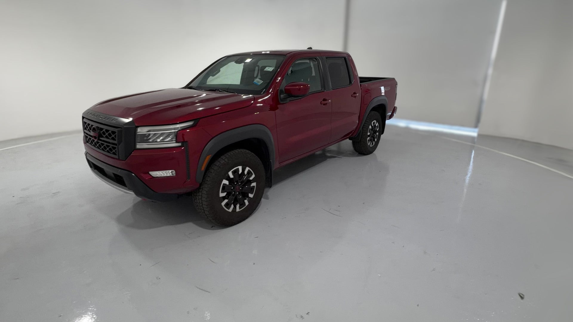 2022 Nissan Frontier Crew Cab vehicle photo