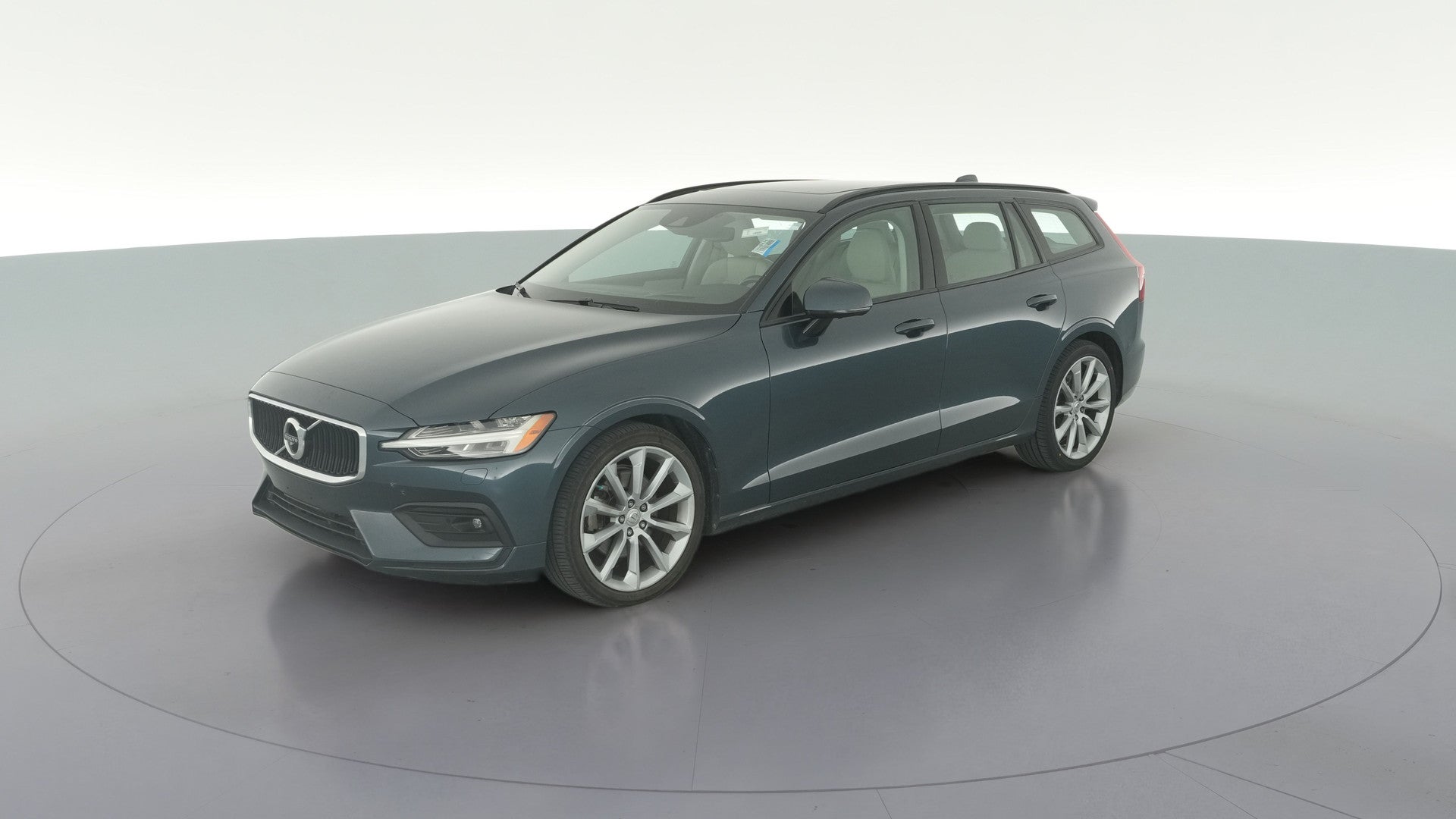 2020 Volvo V60 vehicle photo