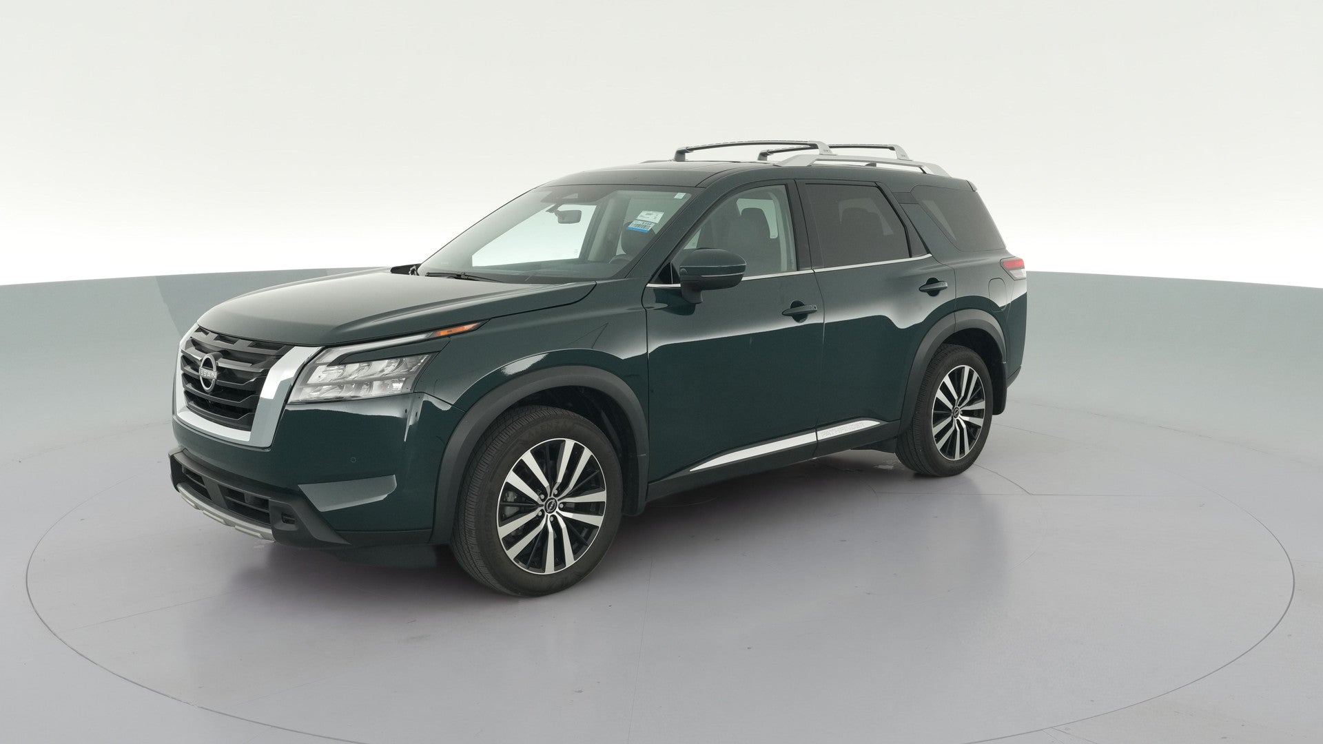 2025 Nissan Pathfinder vehicle photo