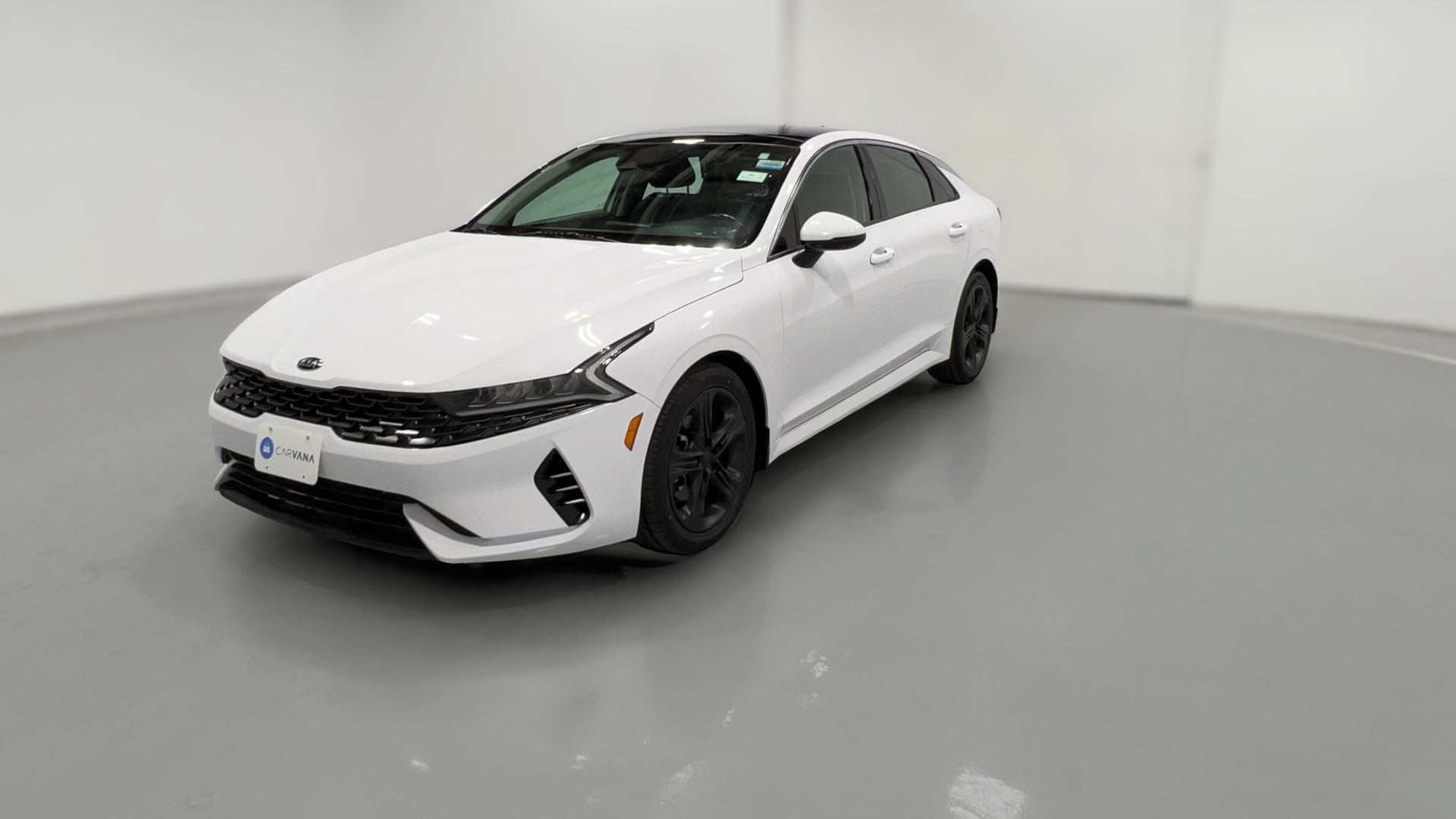 2021 Kia K5 vehicle photo