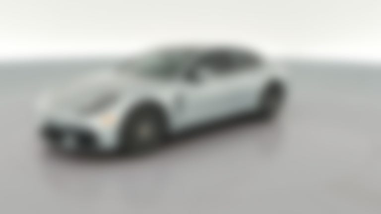 2018 Porsche Panamera vehicle photo