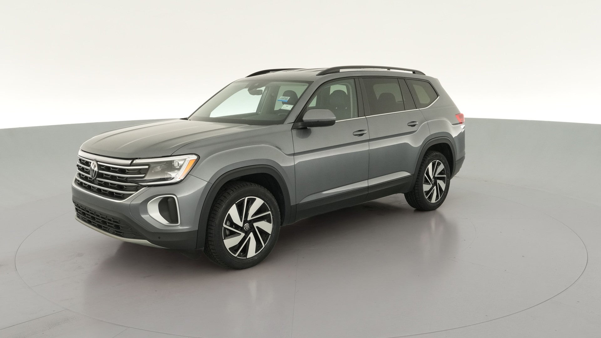 2025 Volkswagen Atlas vehicle photo