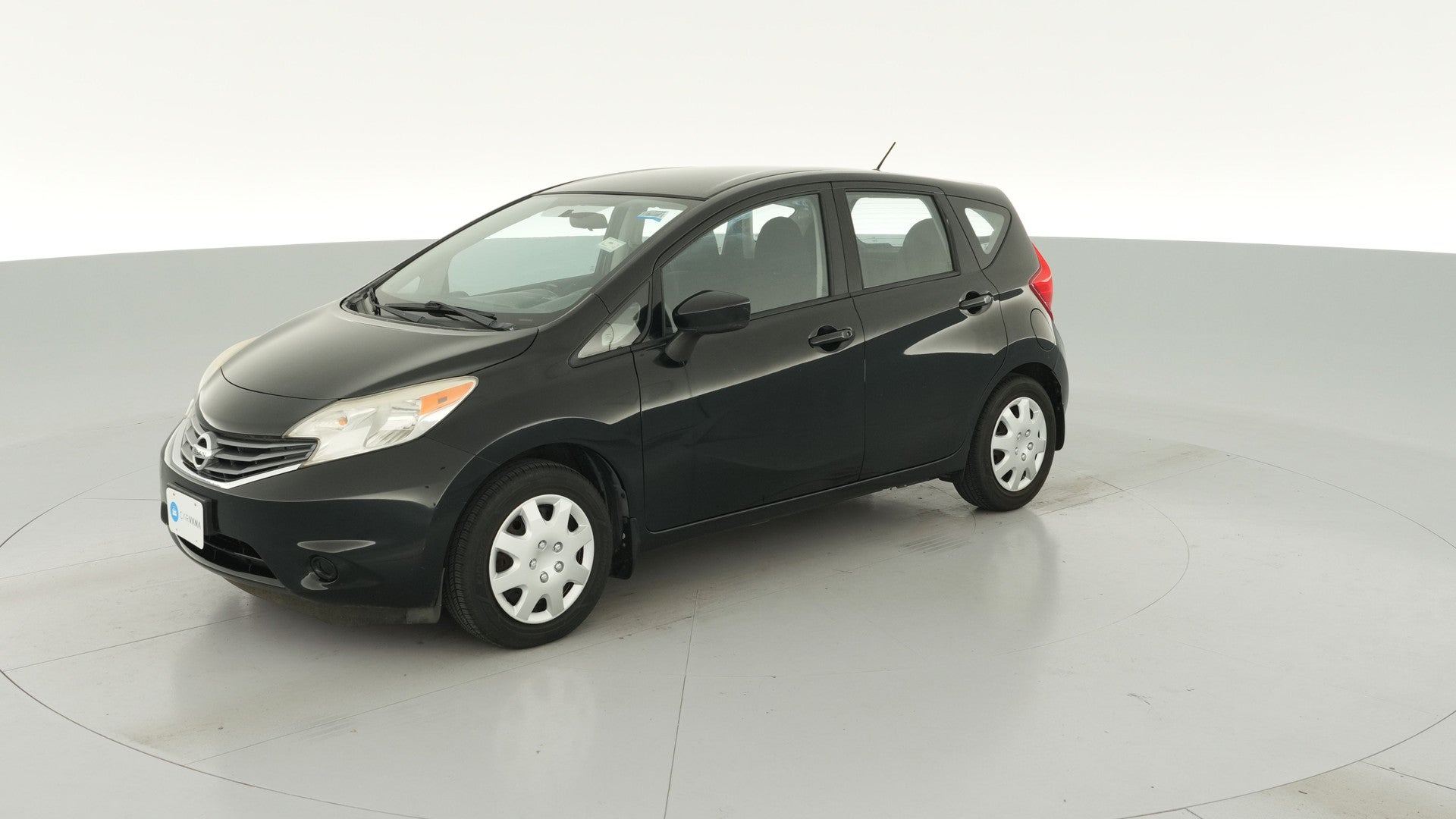 2015 Nissan Versa vehicle photo