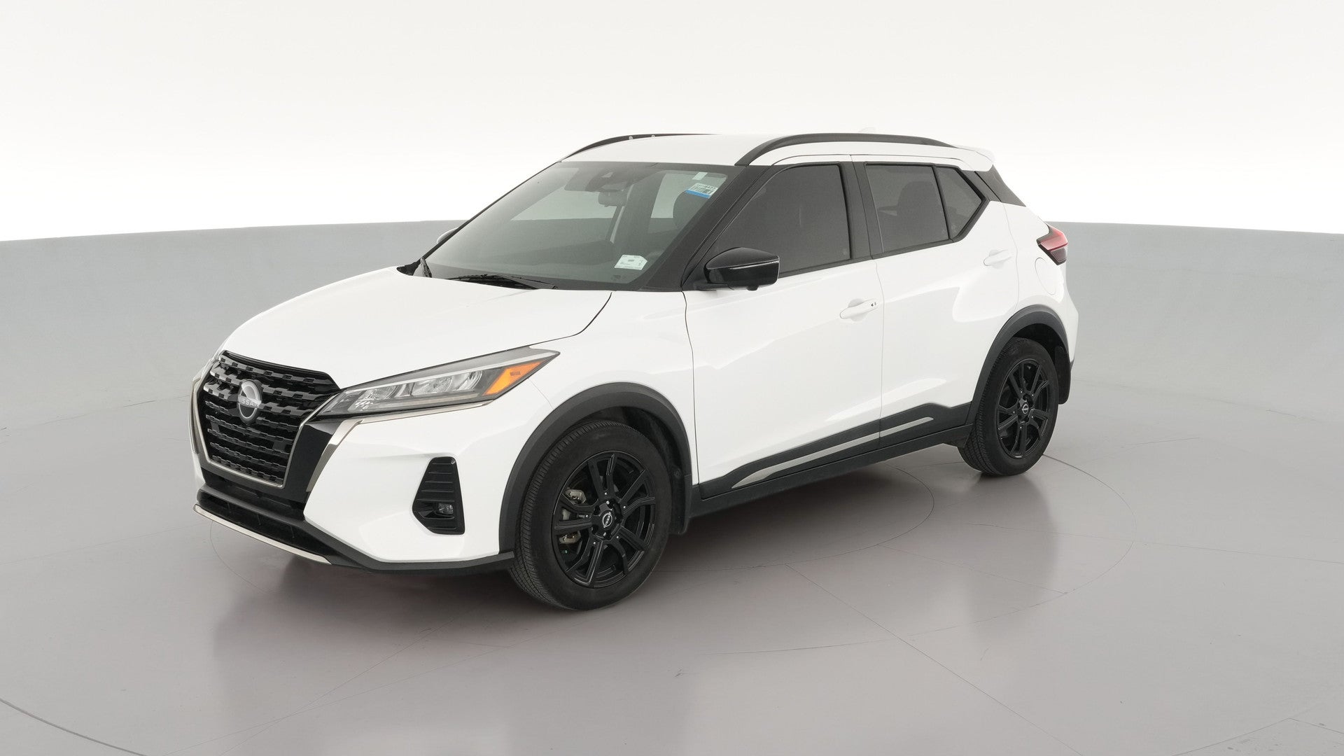 2023 Nissan Kicks vehicle photo
