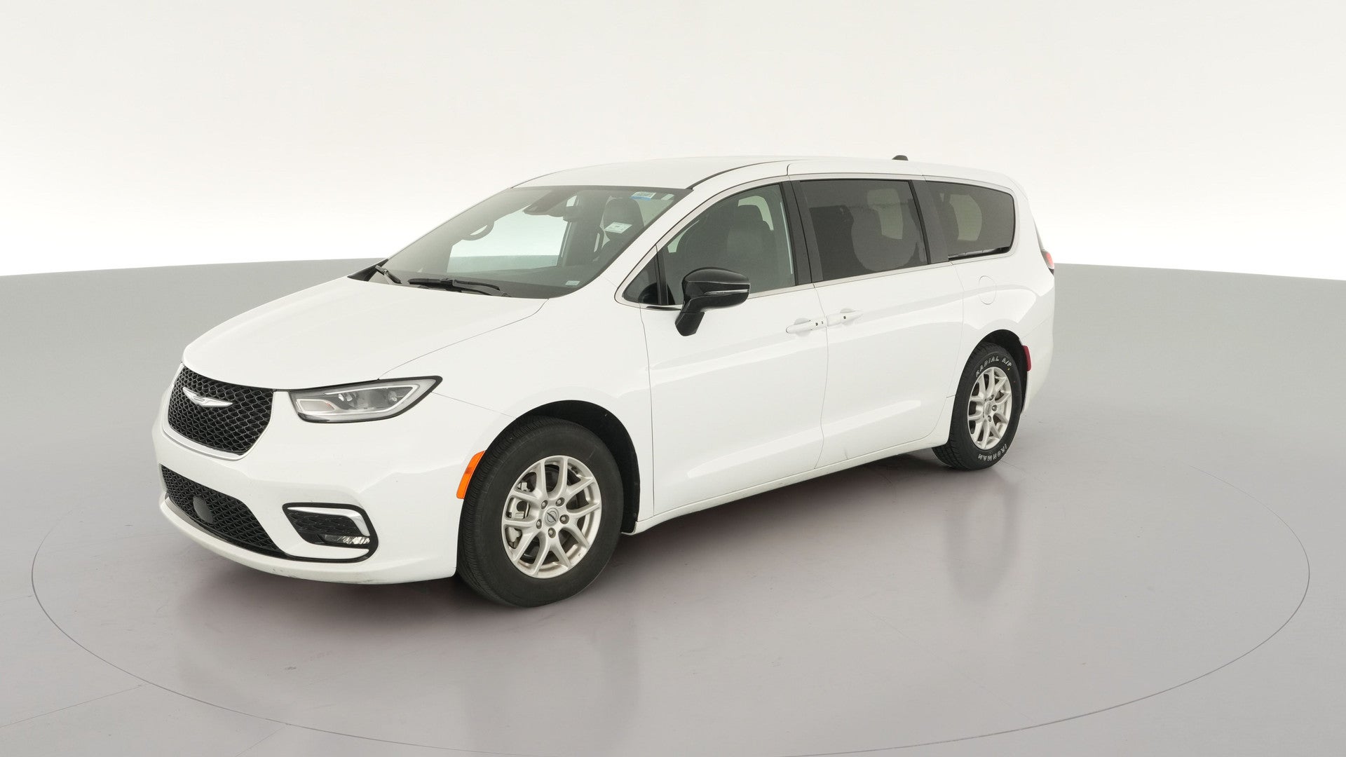 2025 Chrysler Pacifica vehicle photo