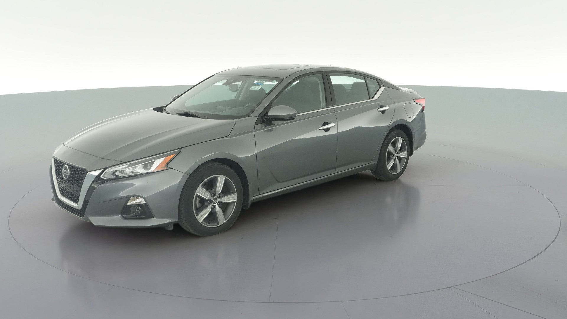 2019 Nissan Altima vehicle photo