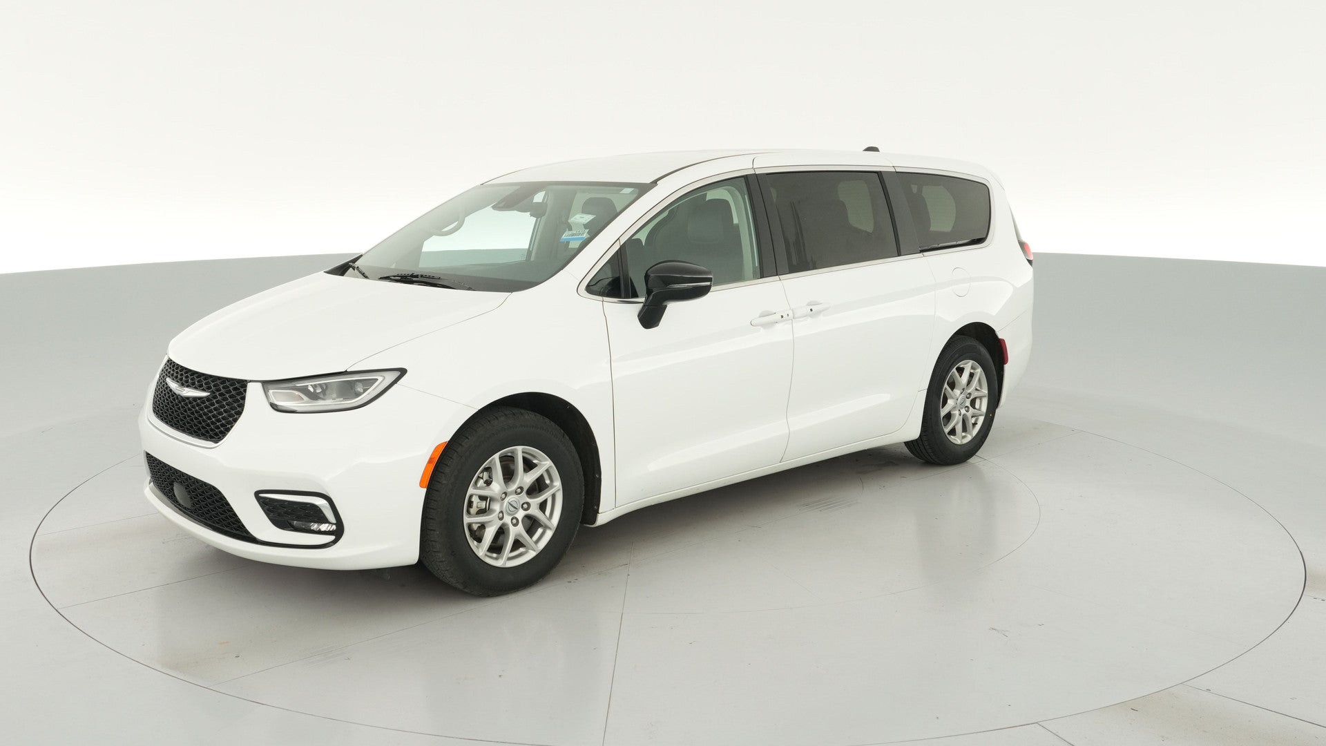 2024 Chrysler Pacifica vehicle photo