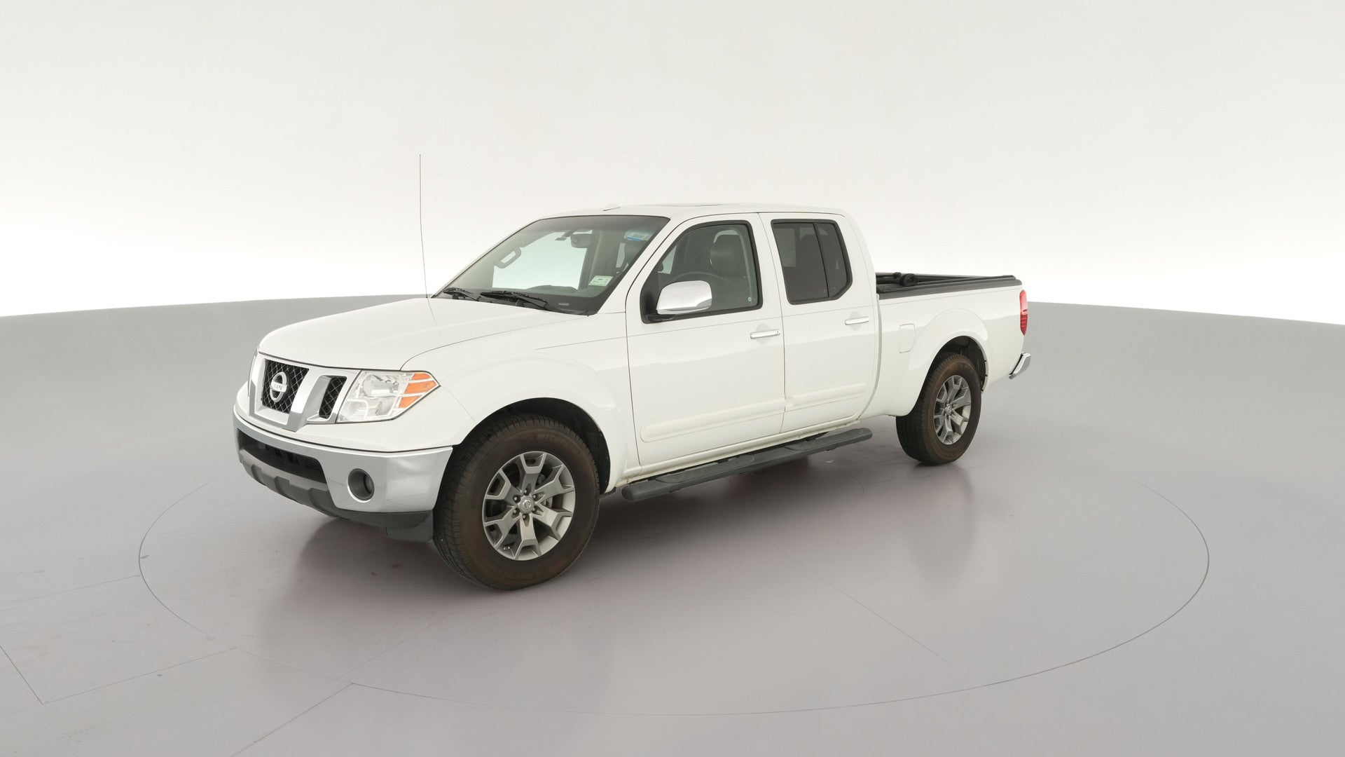 2016 Nissan Frontier Crew Cab vehicle photo