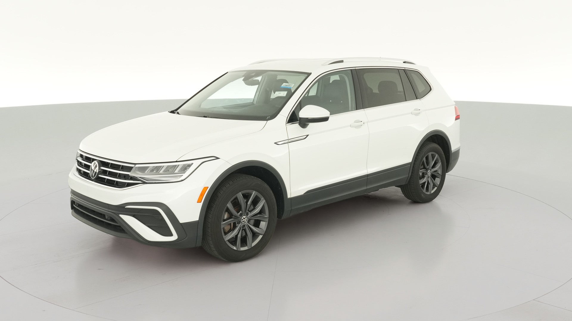 2023 Volkswagen Tiguan vehicle photo