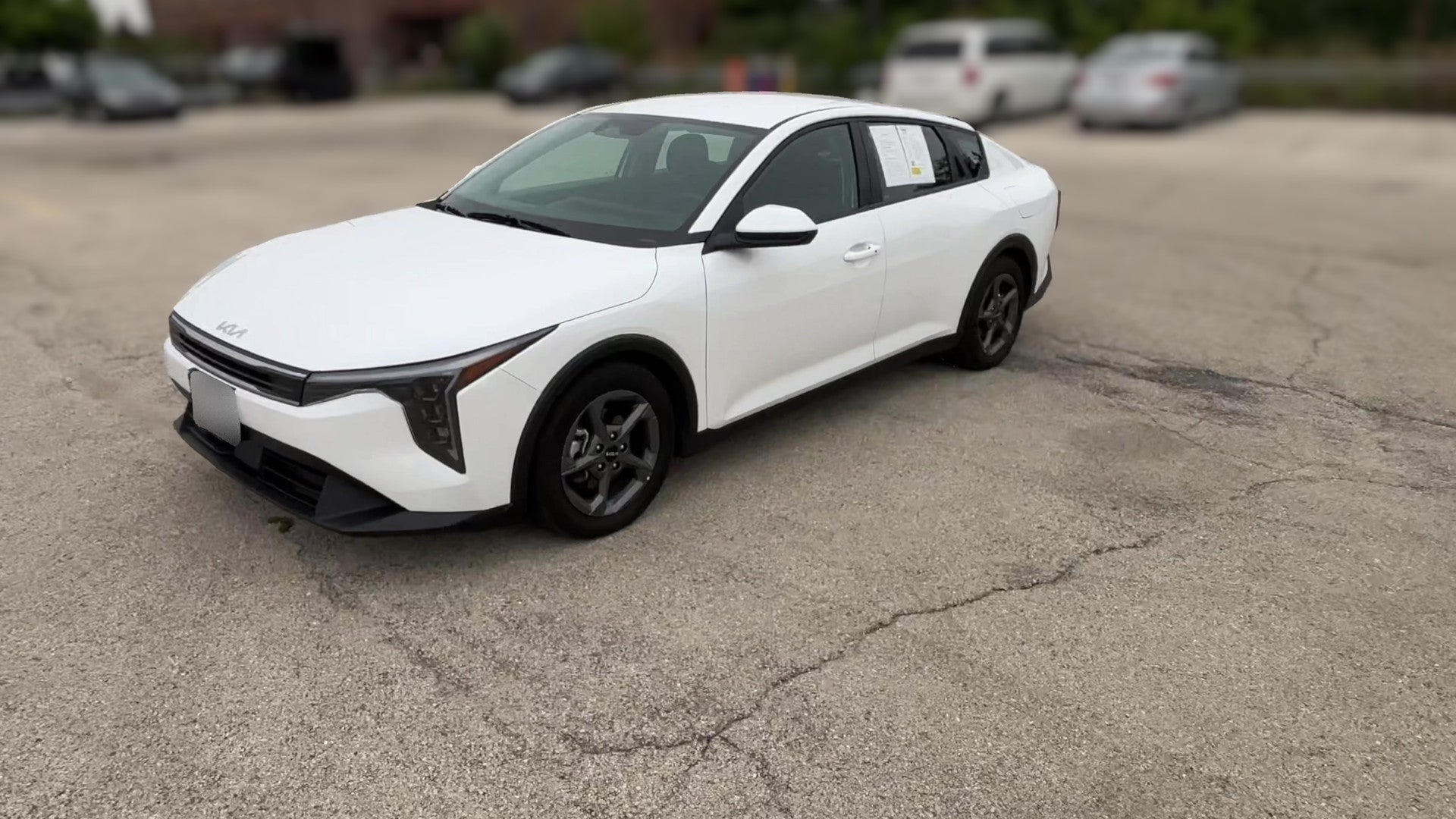 2025 Kia K4 vehicle photo