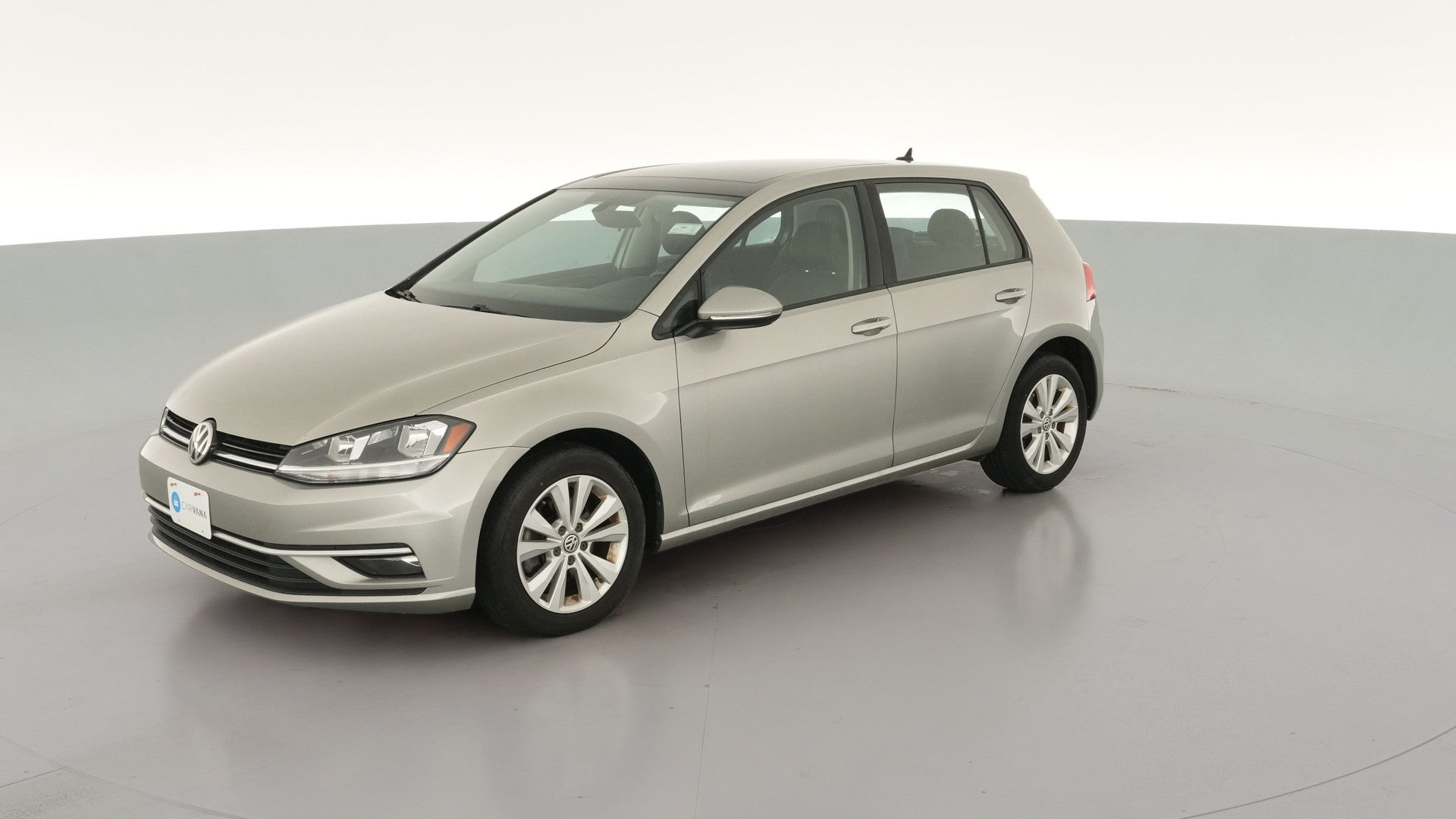 2018 Volkswagen Golf vehicle photo