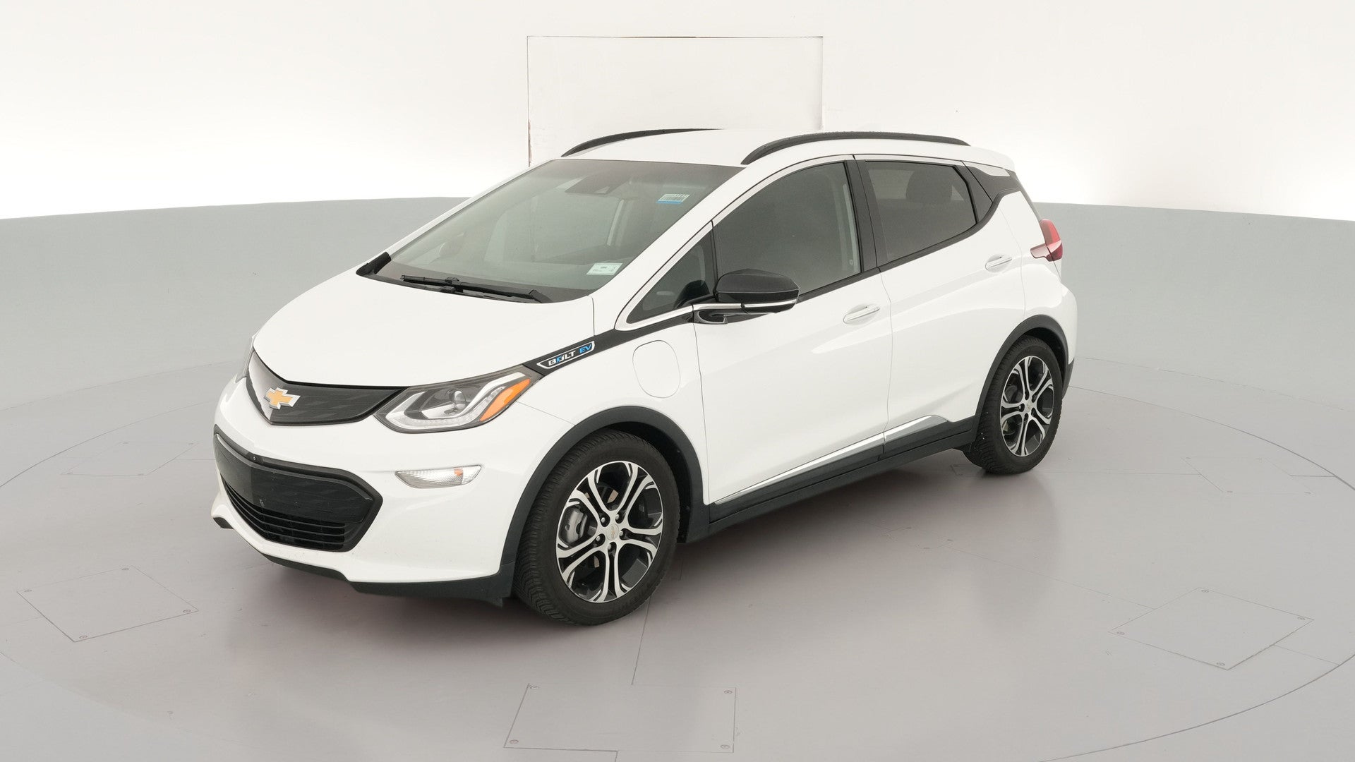 2017 Chevrolet Bolt EV vehicle photo