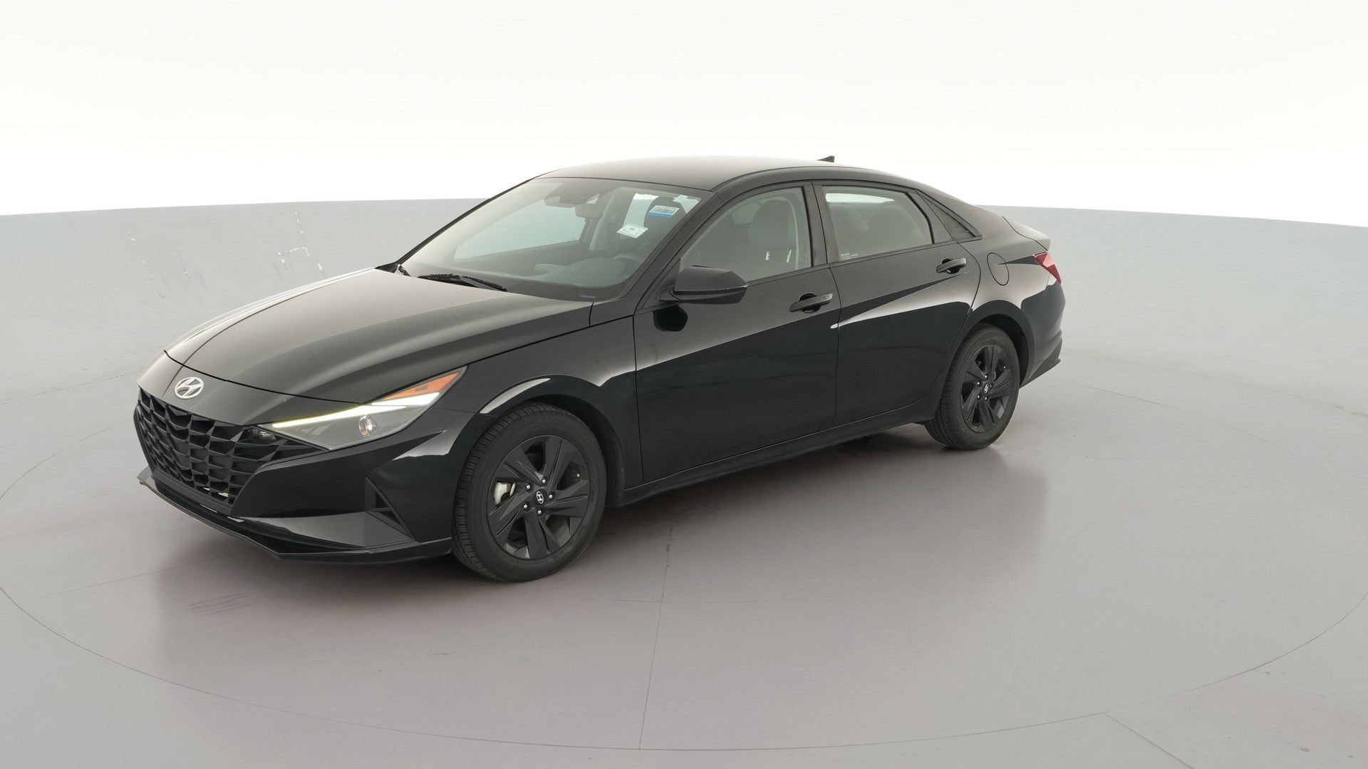 2022 Hyundai Elantra vehicle photo