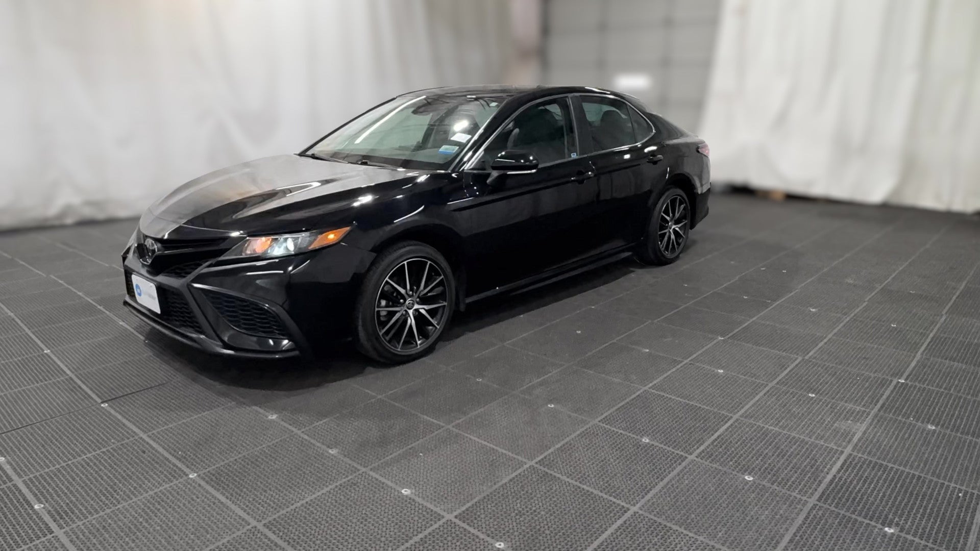 2024 Toyota Camry vehicle photo