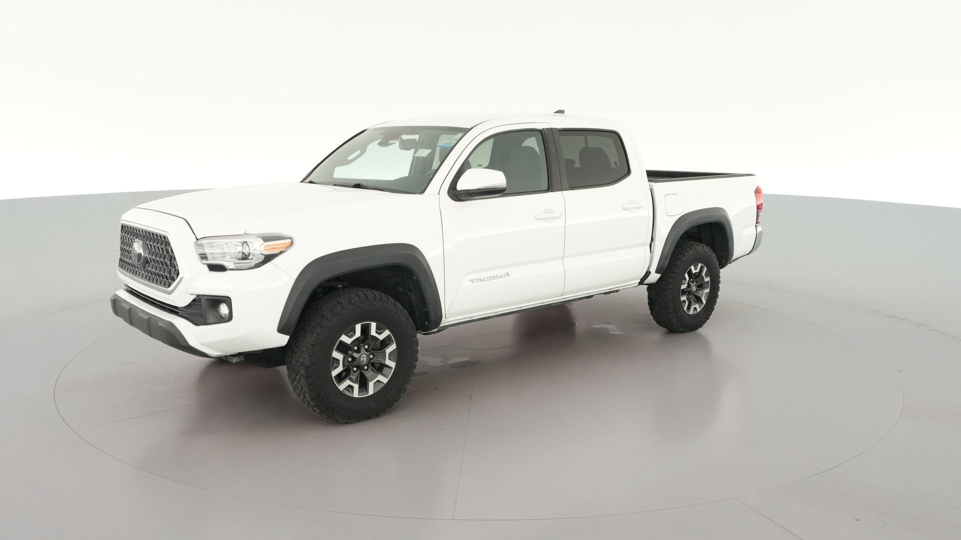 2018 Toyota Tacoma Double Cab vehicle photo