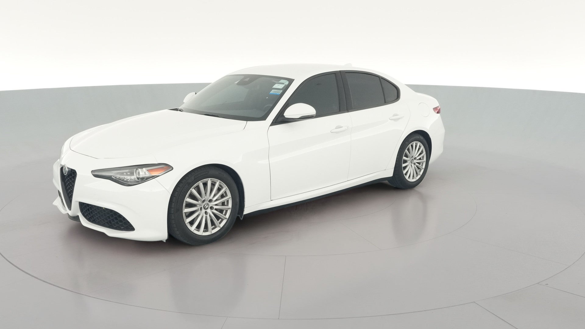 2022 Alfa Romeo Giulia vehicle photo