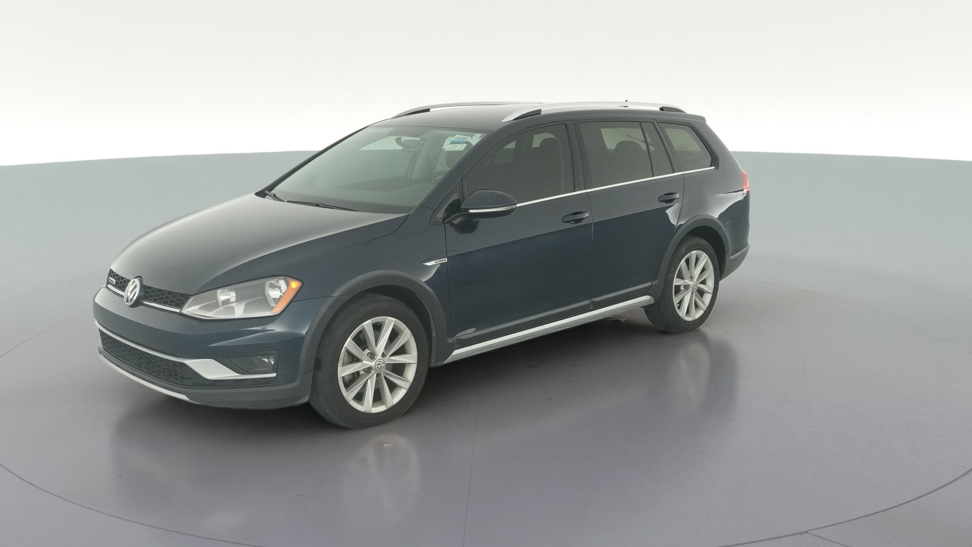 2017 Volkswagen Golf Alltrack vehicle photo