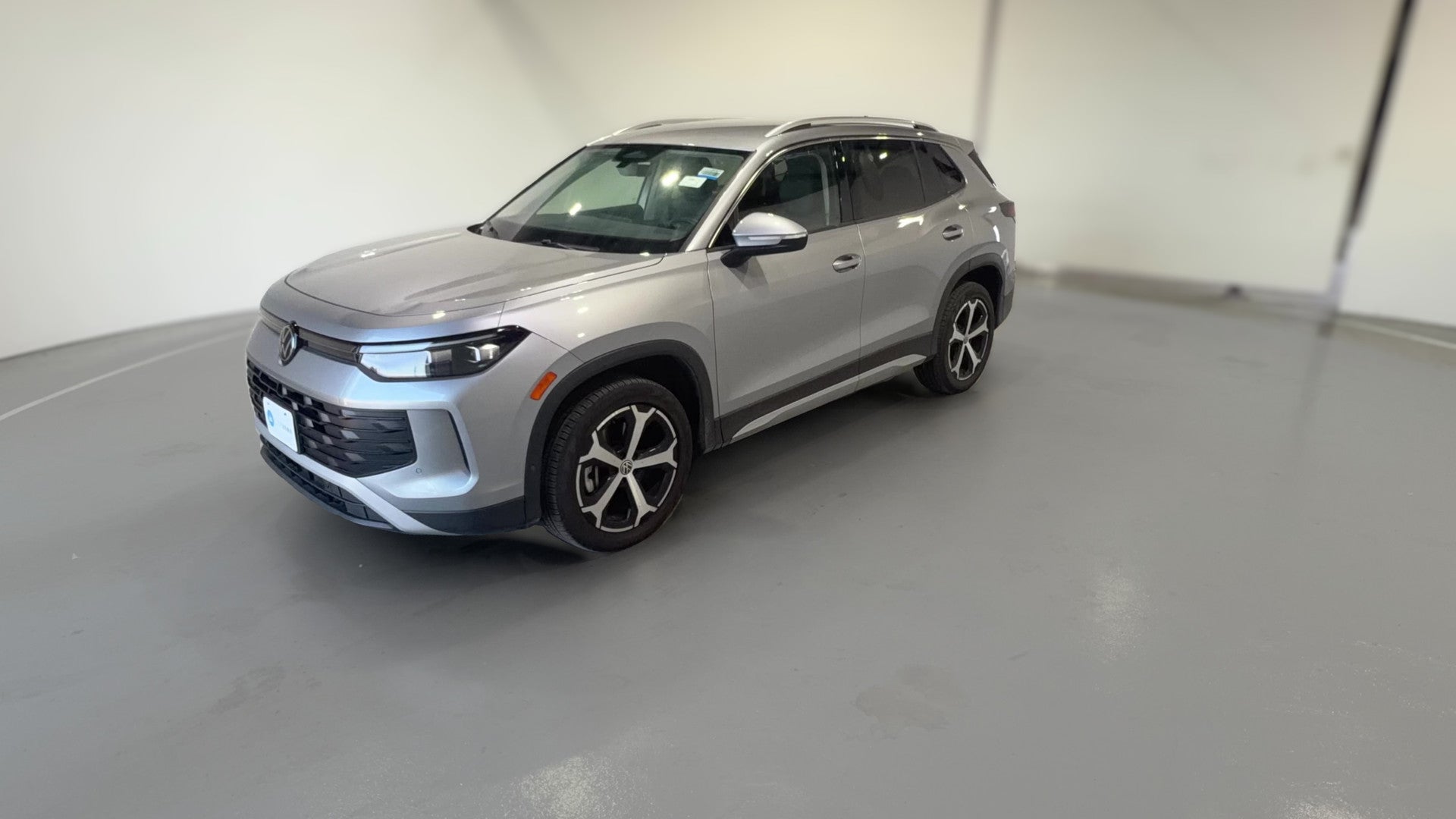 2026 Volkswagen Tiguan vehicle photo