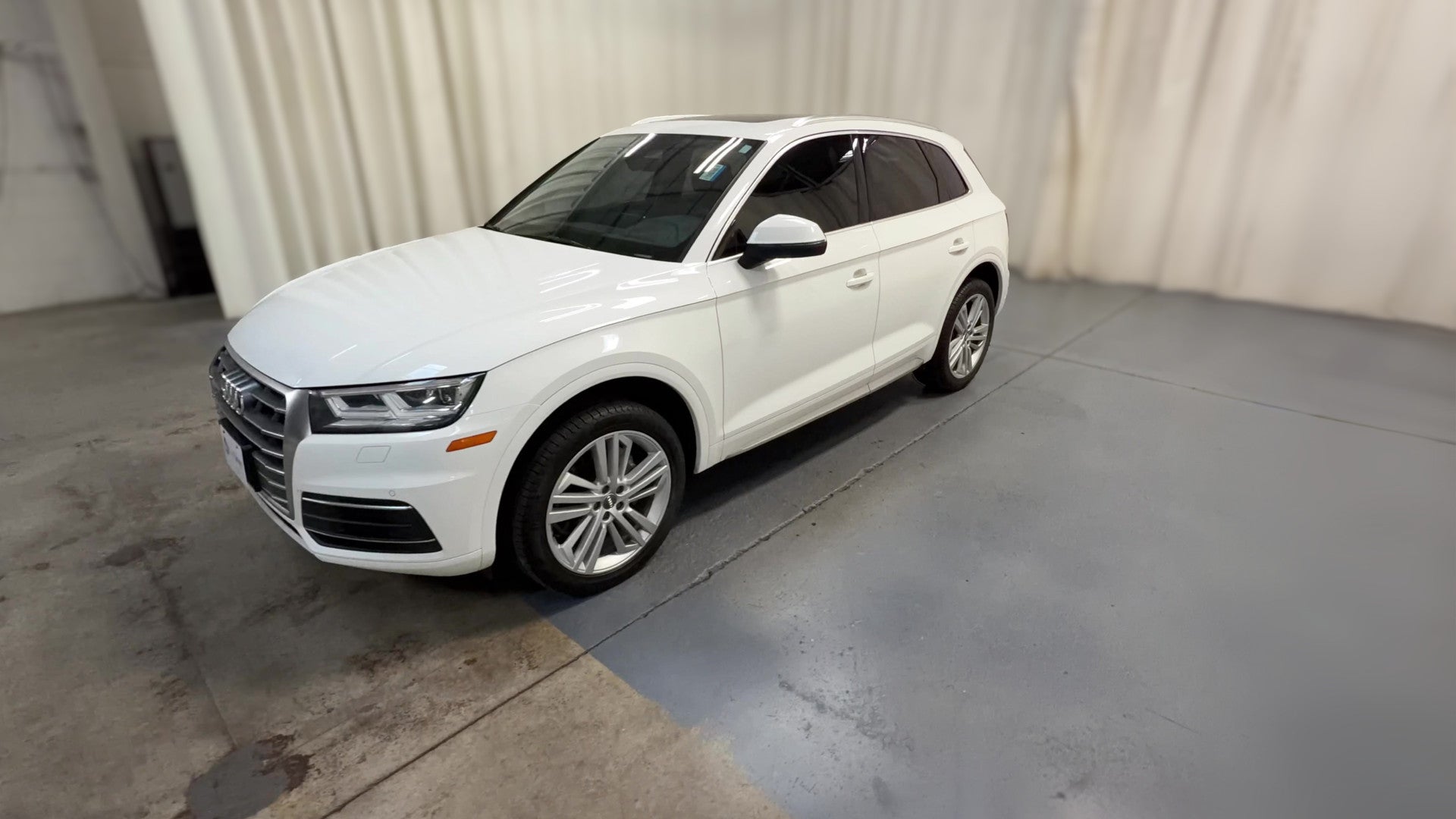 2020 Audi Q5 vehicle photo