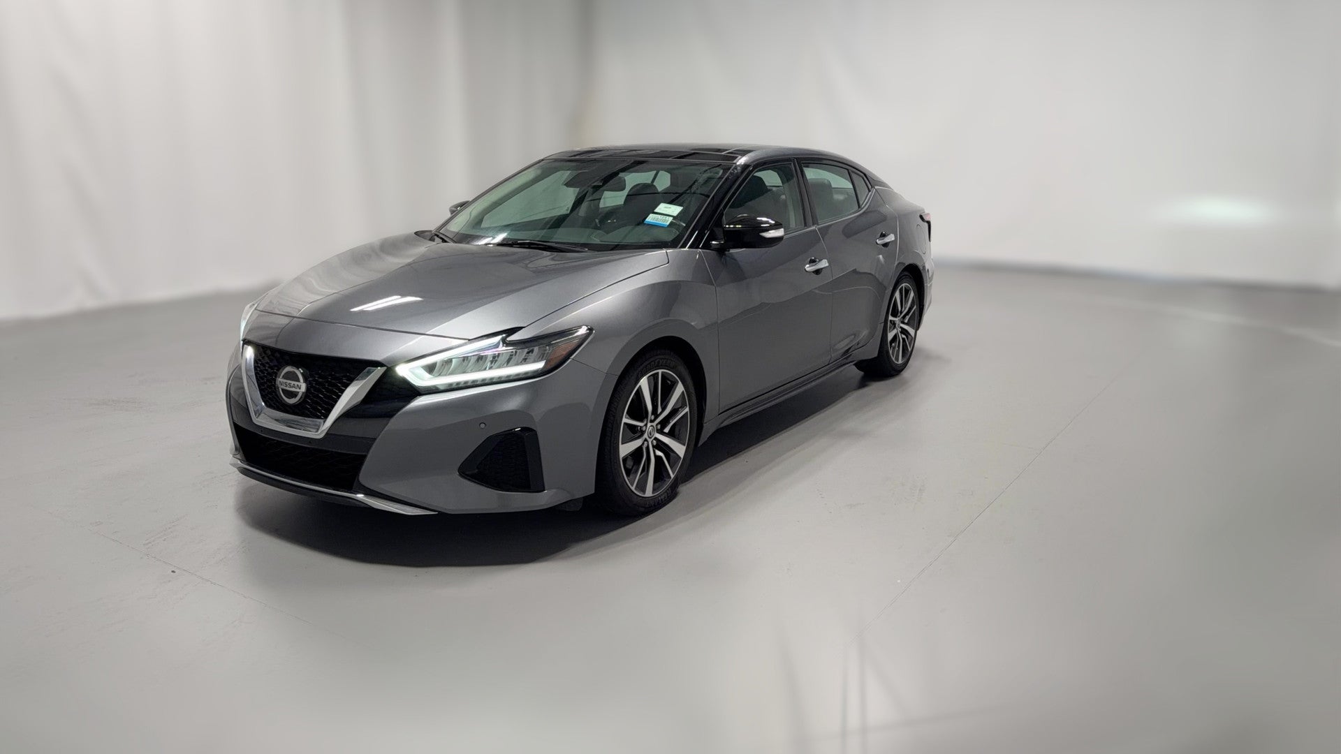 2020 Nissan Maxima vehicle photo