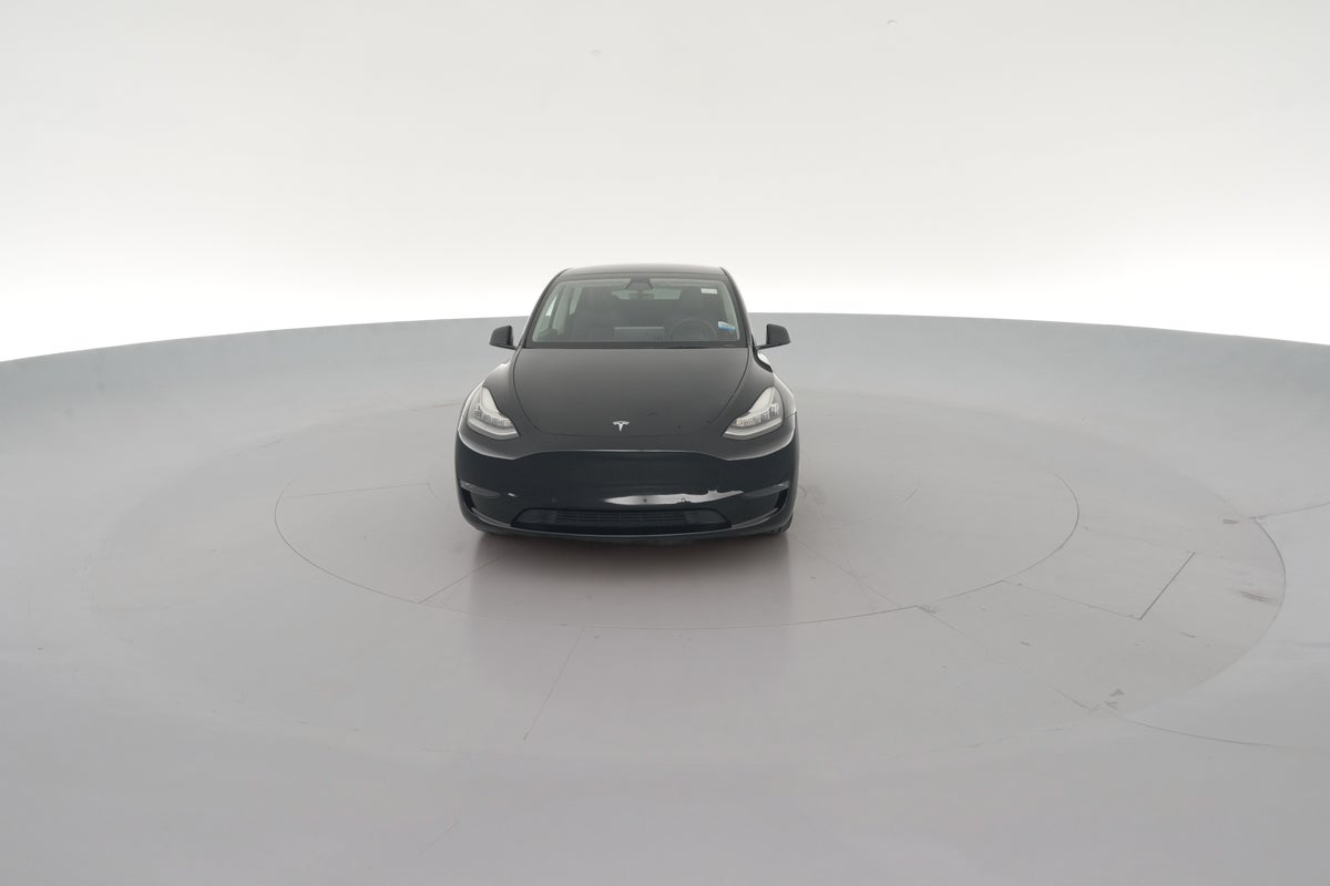 2022 Tesla Model Y Long Range All-Wheel Drive in Solid Black — 360° view 1