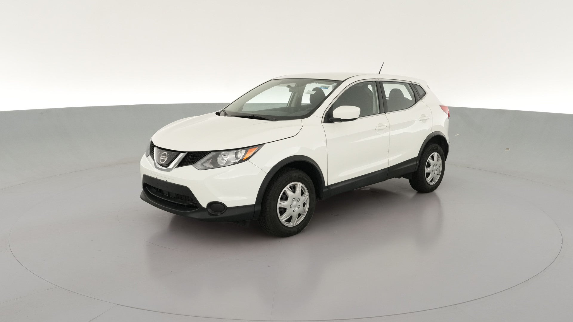 2018 Nissan Rogue Sport vehicle photo