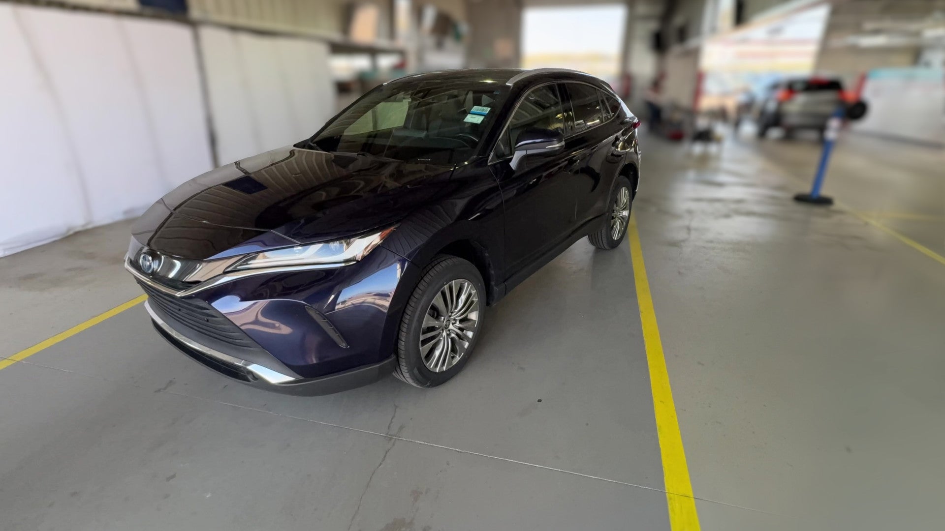 2022 Toyota Venza vehicle photo