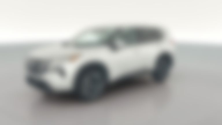 2024 Nissan Rogue vehicle photo