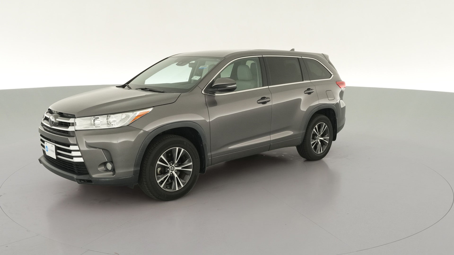 2017 Toyota Highlander vehicle photo