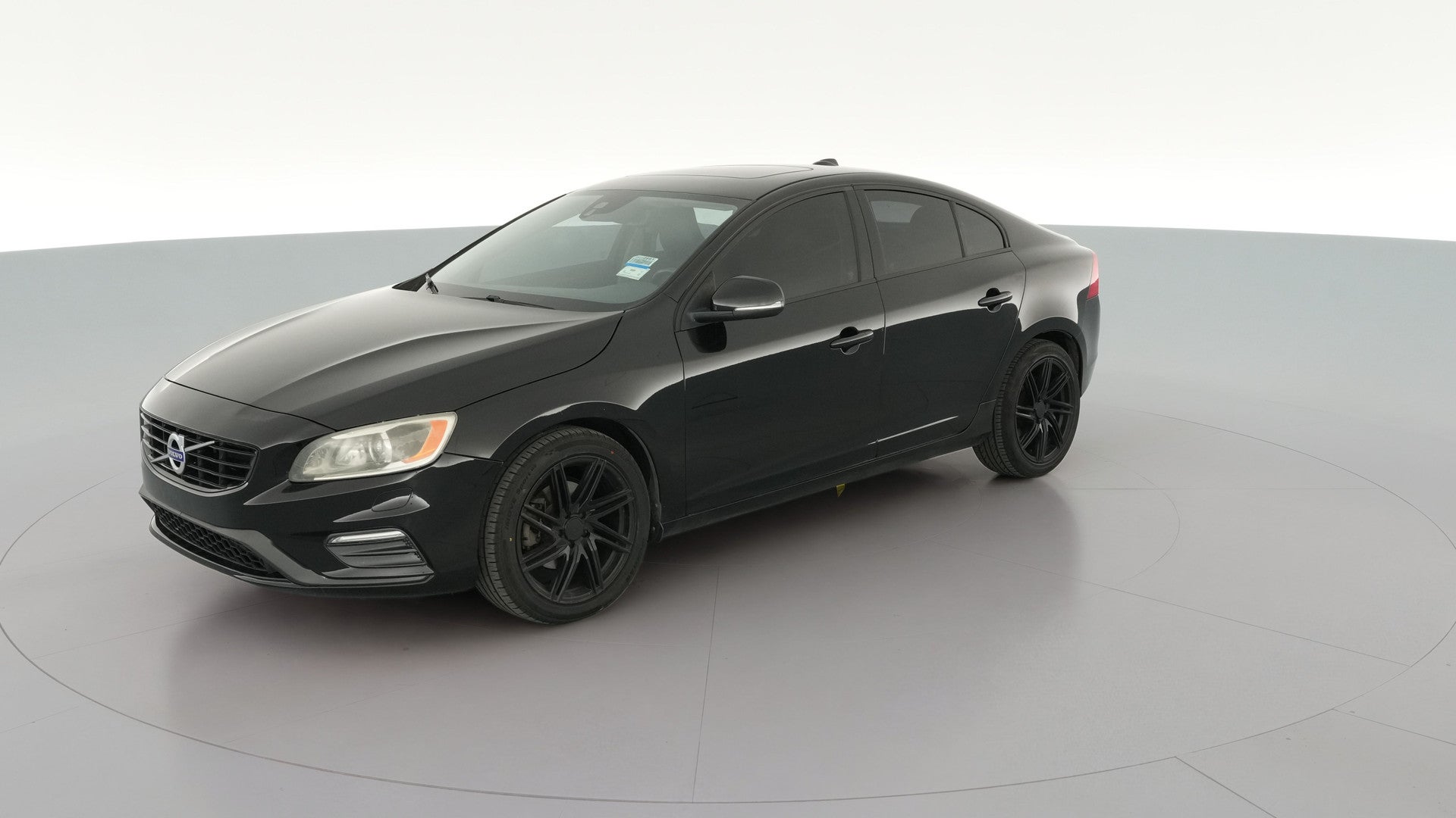 2018 Volvo S60 vehicle photo