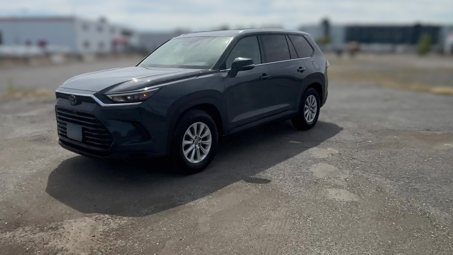 2025 Toyota Grand Highlander vehicle photo