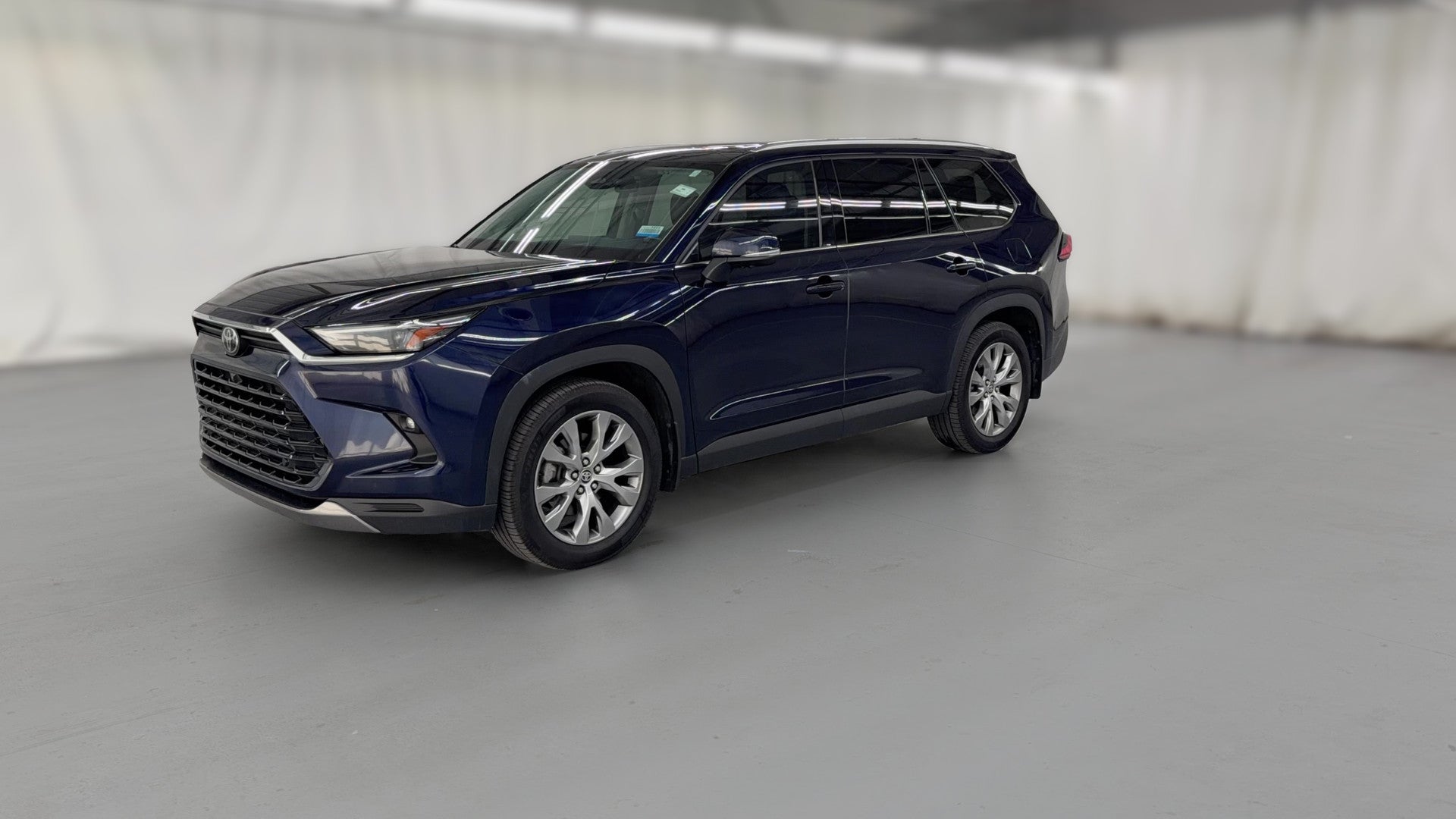 2024 Toyota Grand Highlander vehicle photo