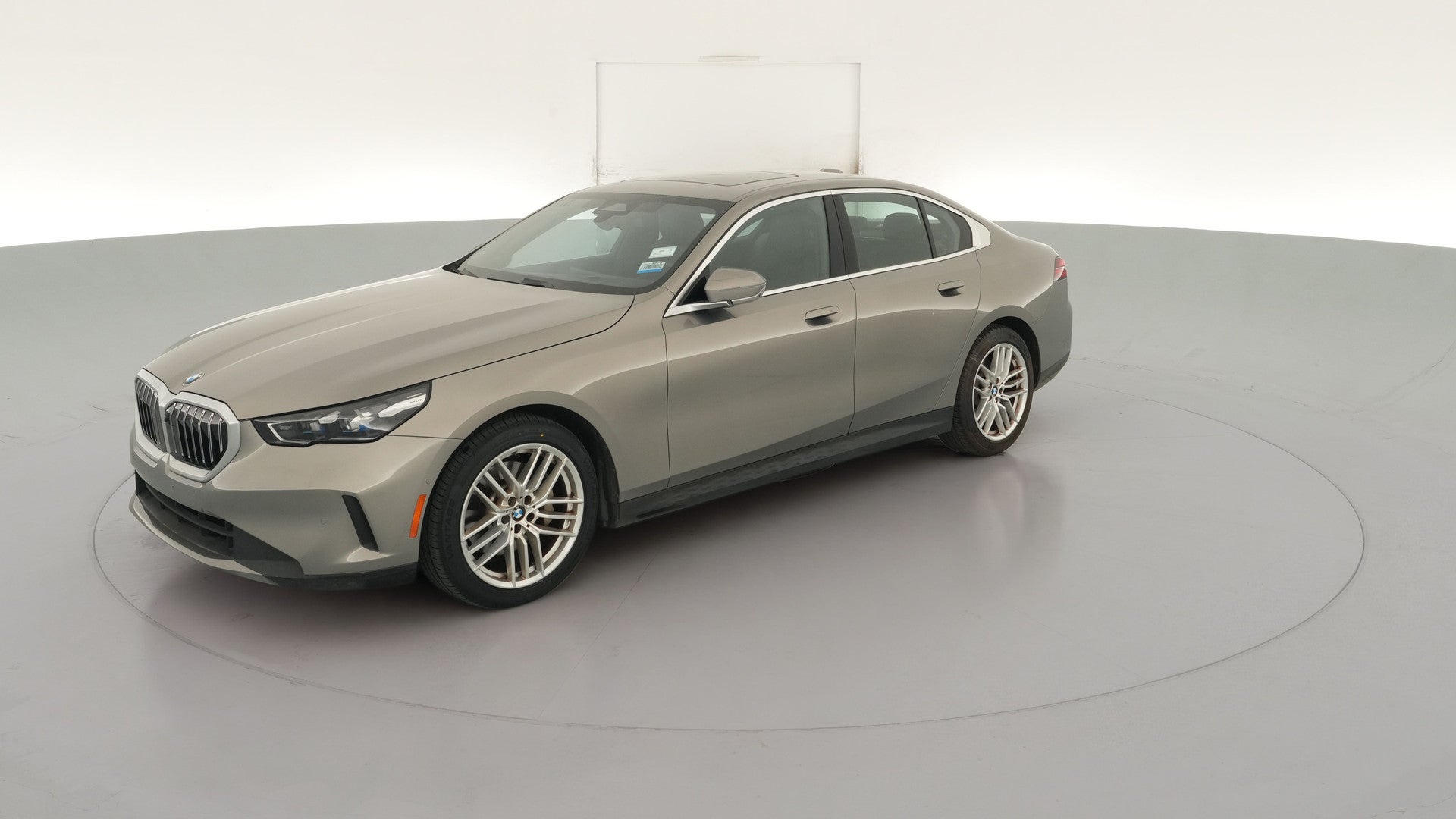 2024 BMW 5 Series vehicle photo
