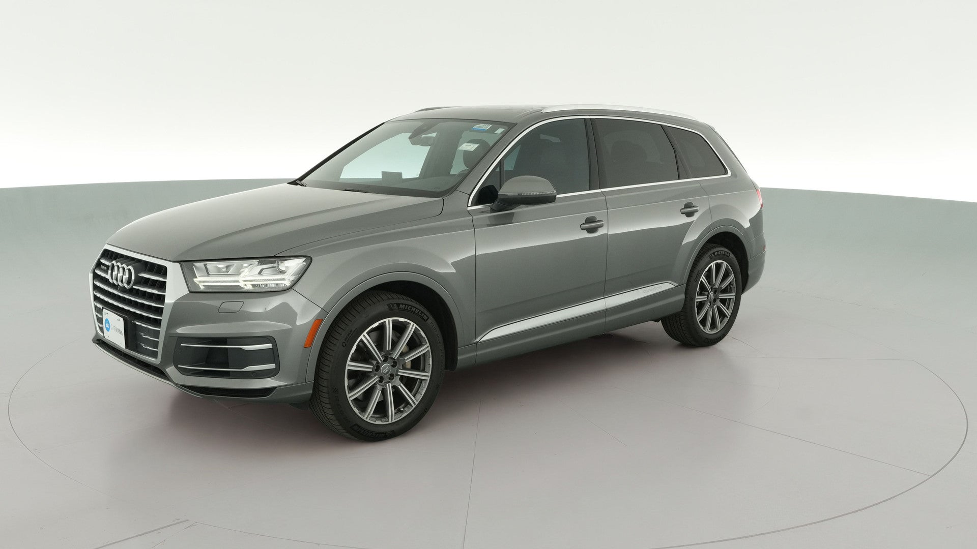 2018 Audi Q7 vehicle photo