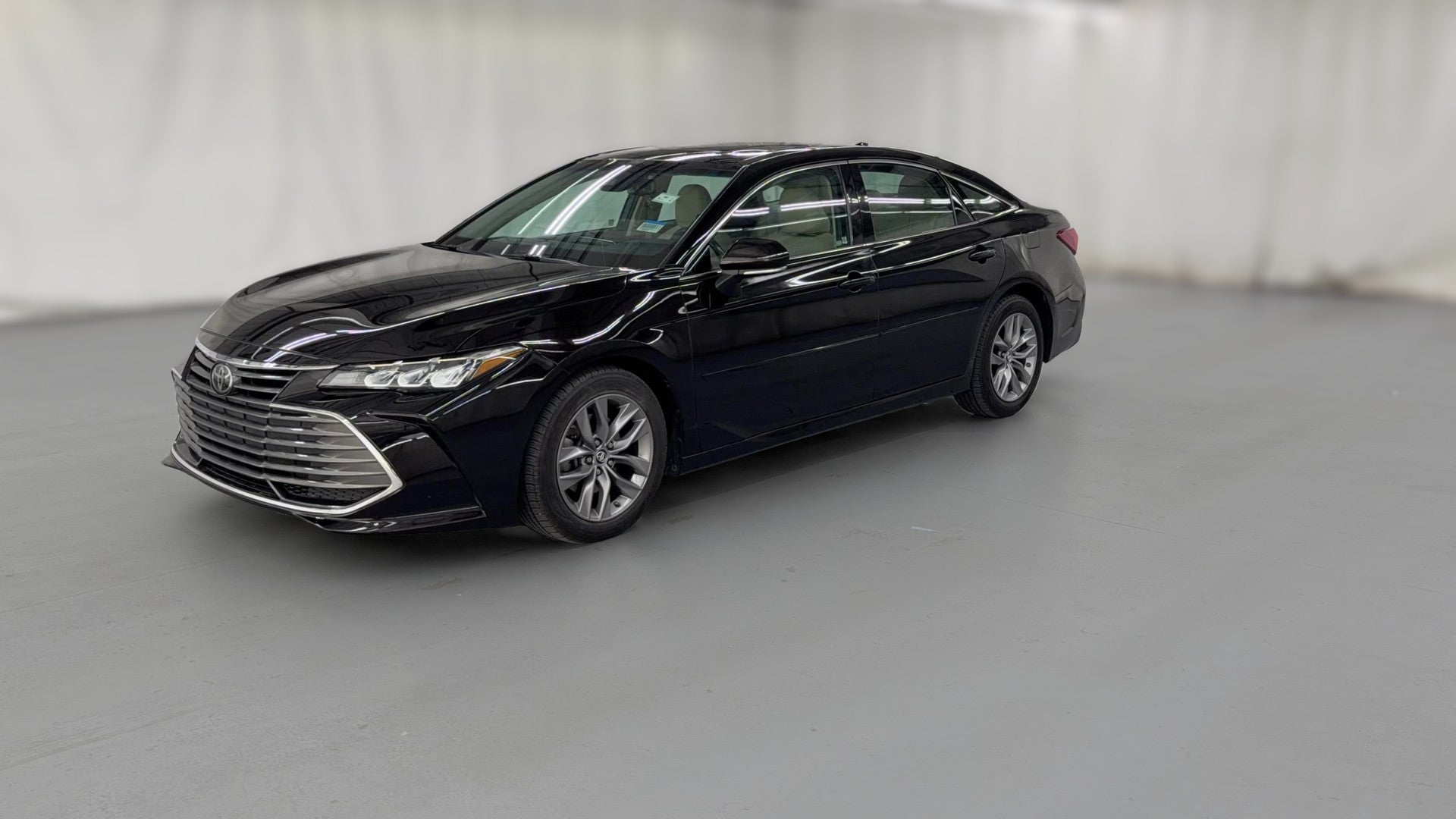 2019 Toyota Avalon vehicle photo