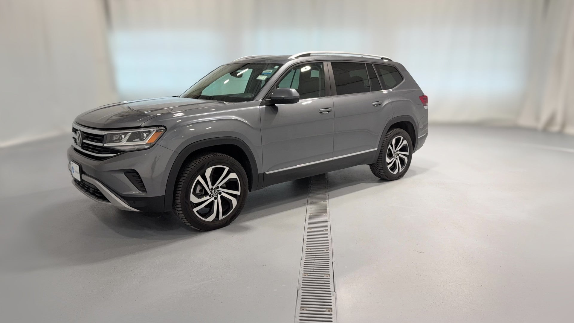 2023 Volkswagen Atlas vehicle photo