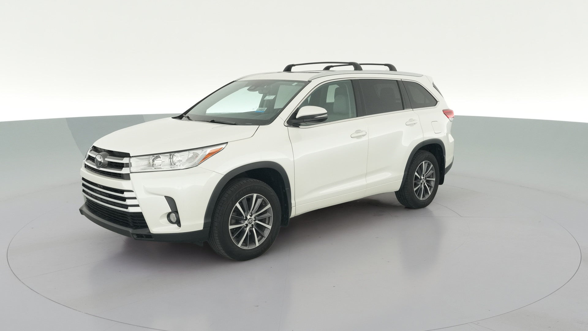2018 Toyota Highlander vehicle photo