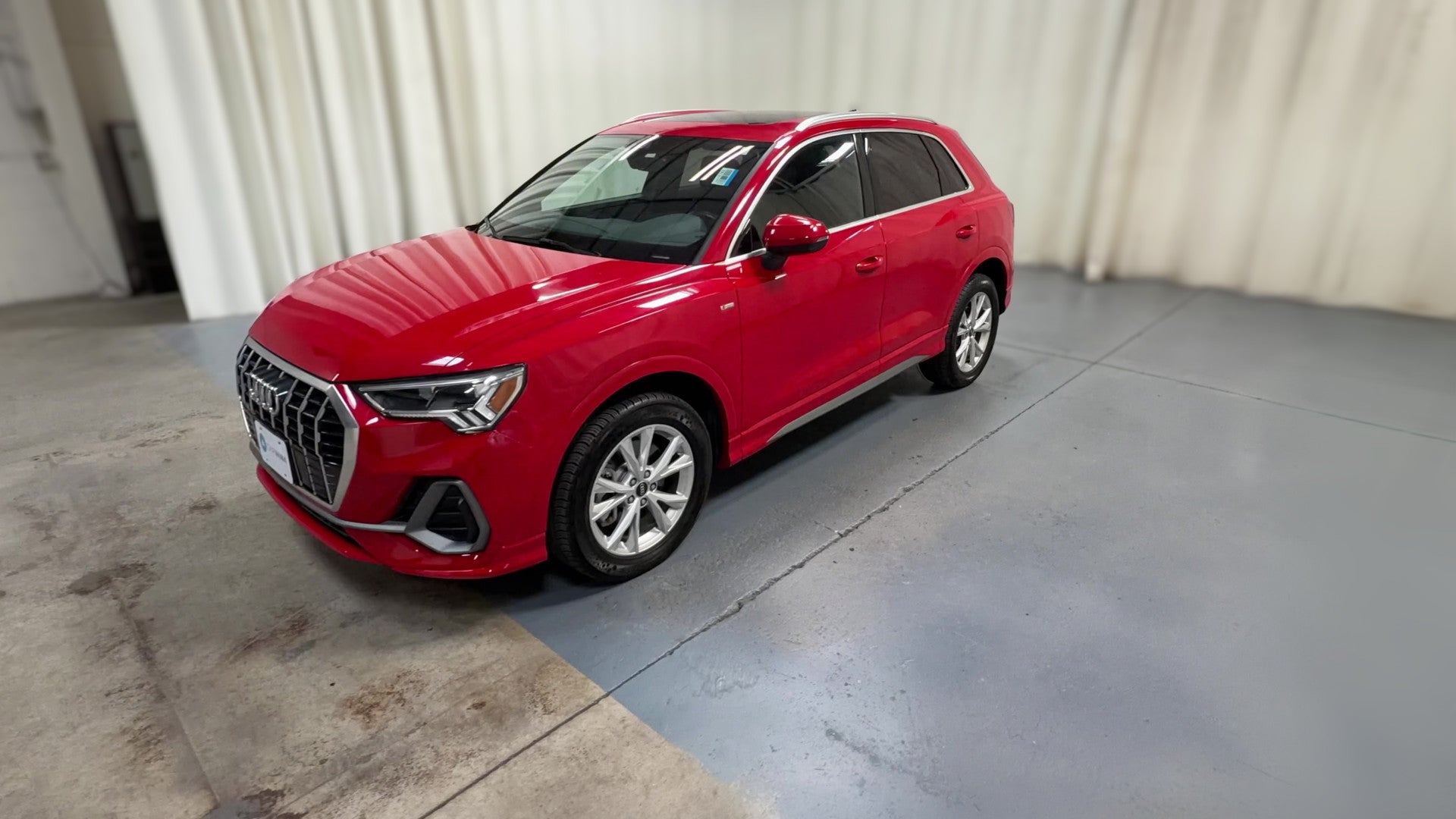2024 Audi Q3 vehicle photo