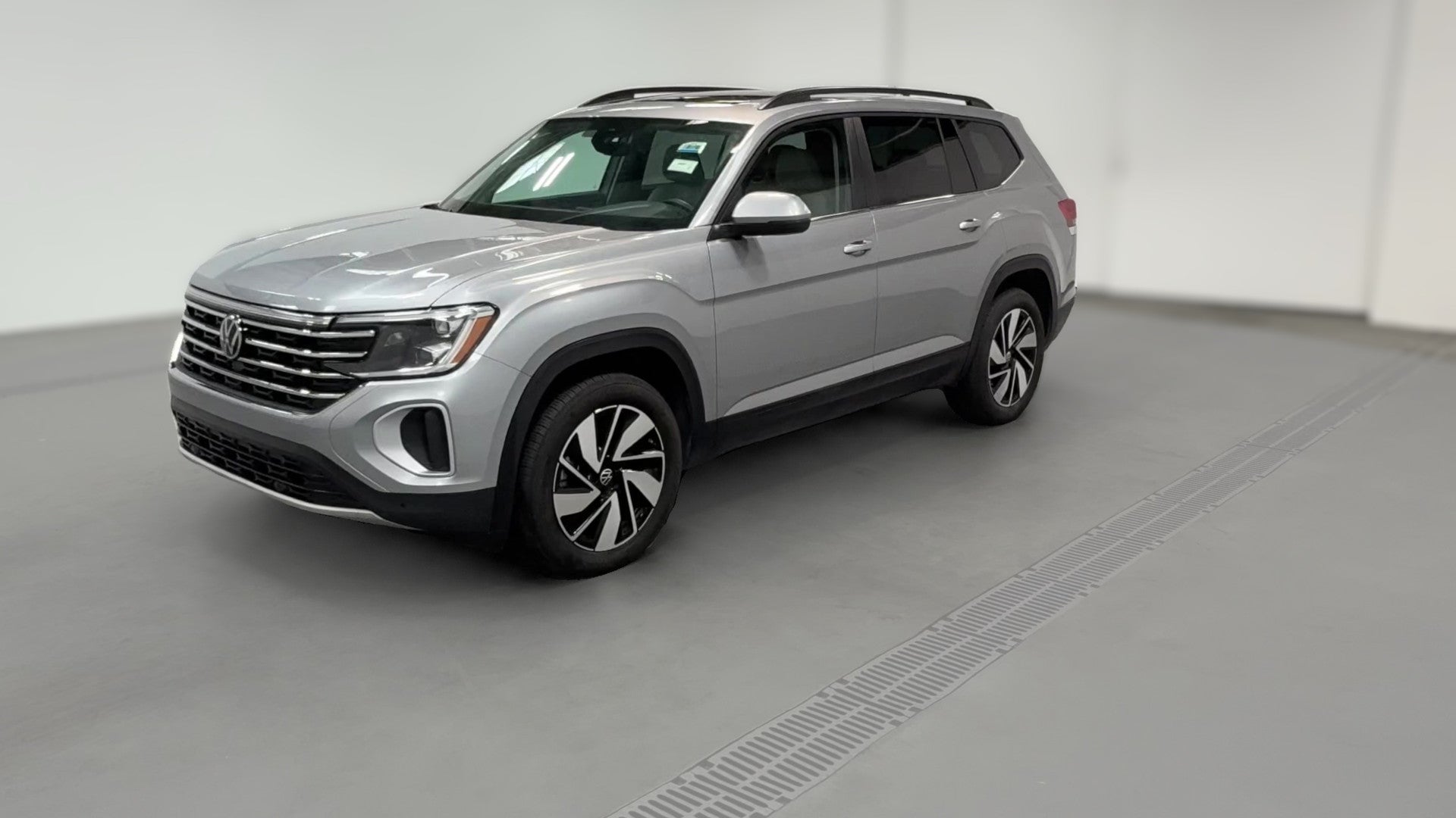 2026 Volkswagen Atlas vehicle photo