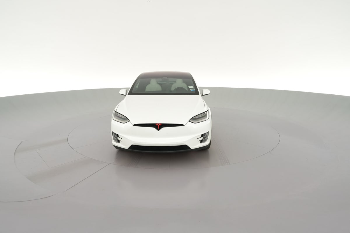 2020 Tesla Model X Performance in Pearl White Multi-coat — 360° view 1