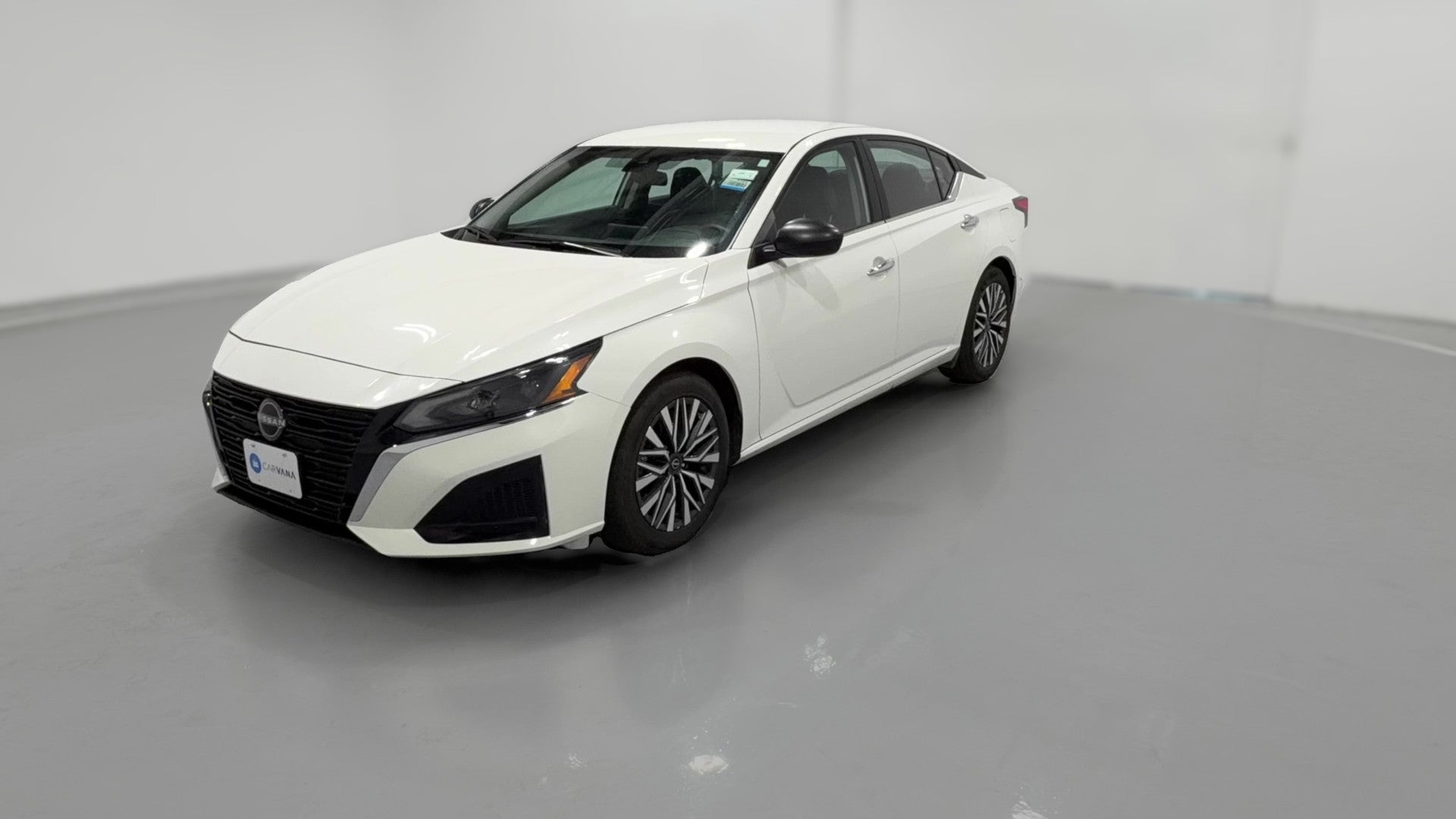 2025 Nissan Altima vehicle photo