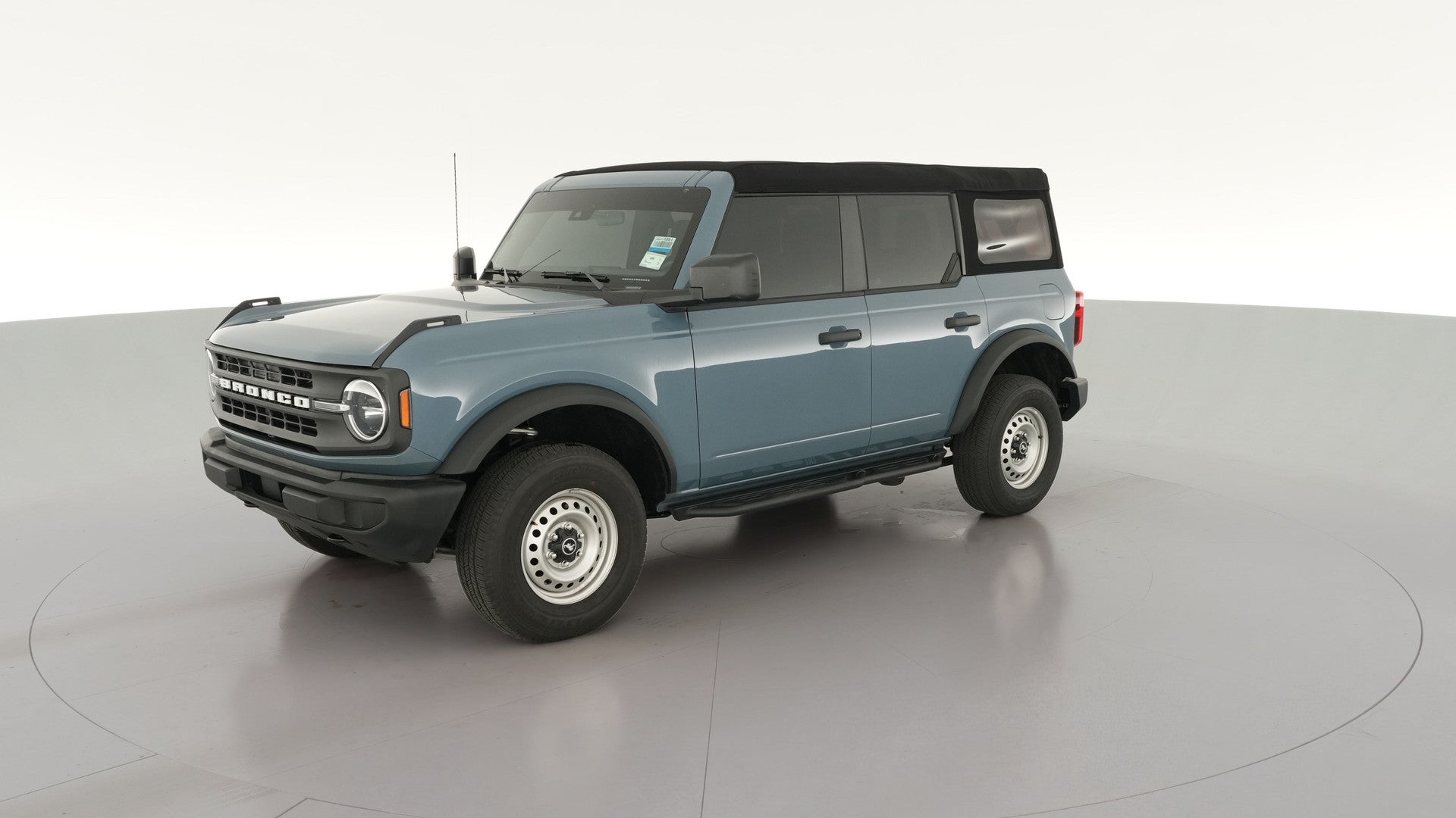 2025 Ford Bronco vehicle photo
