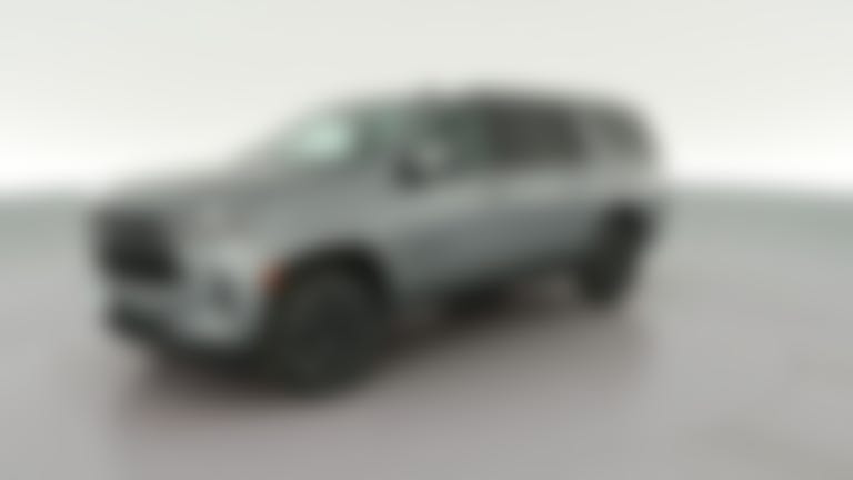 2022 Chevrolet Suburban vehicle photo
