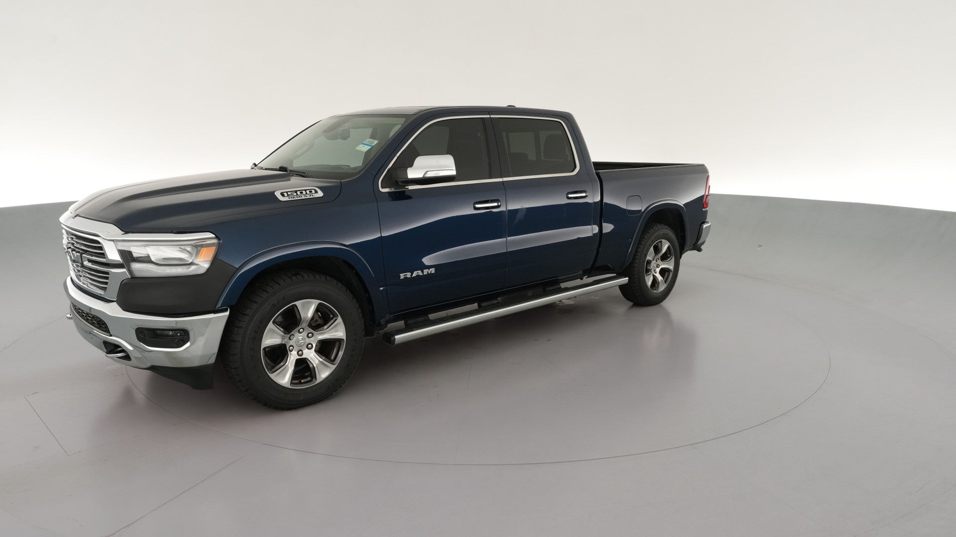 2019 Ram 1500 Crew Cab vehicle photo