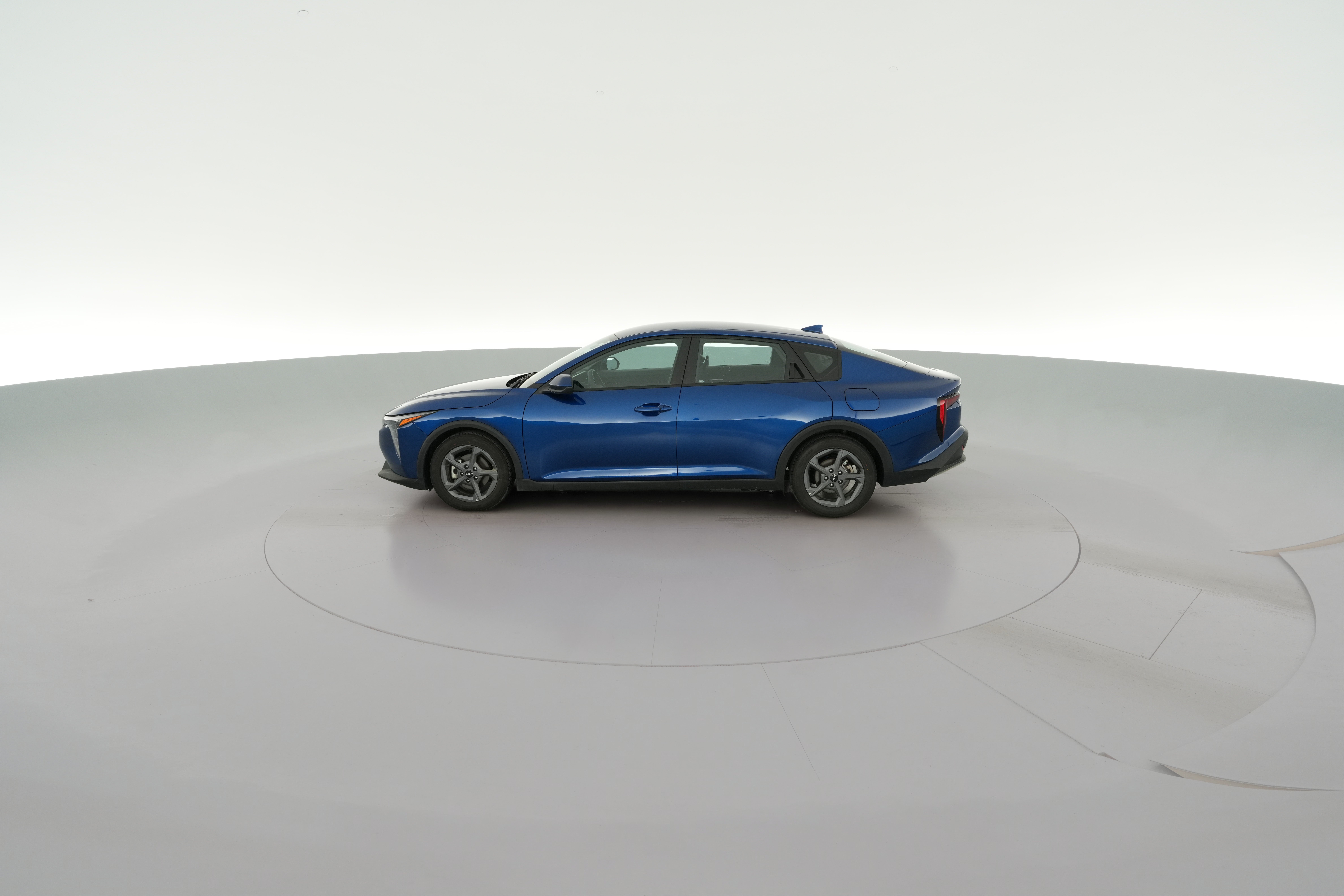 2025 Kia K4 LXS - Photo 26