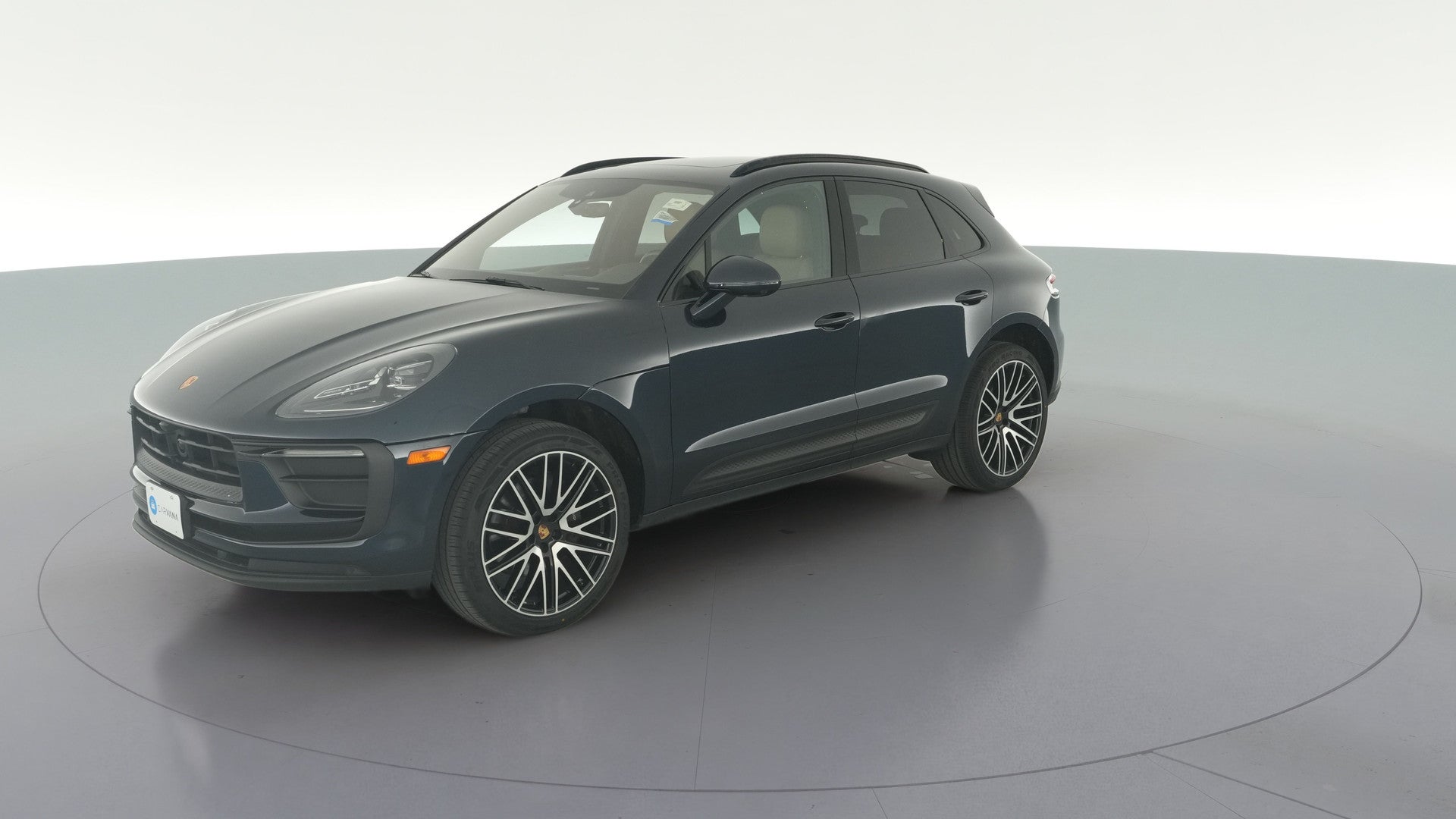 2023 Porsche Macan vehicle photo