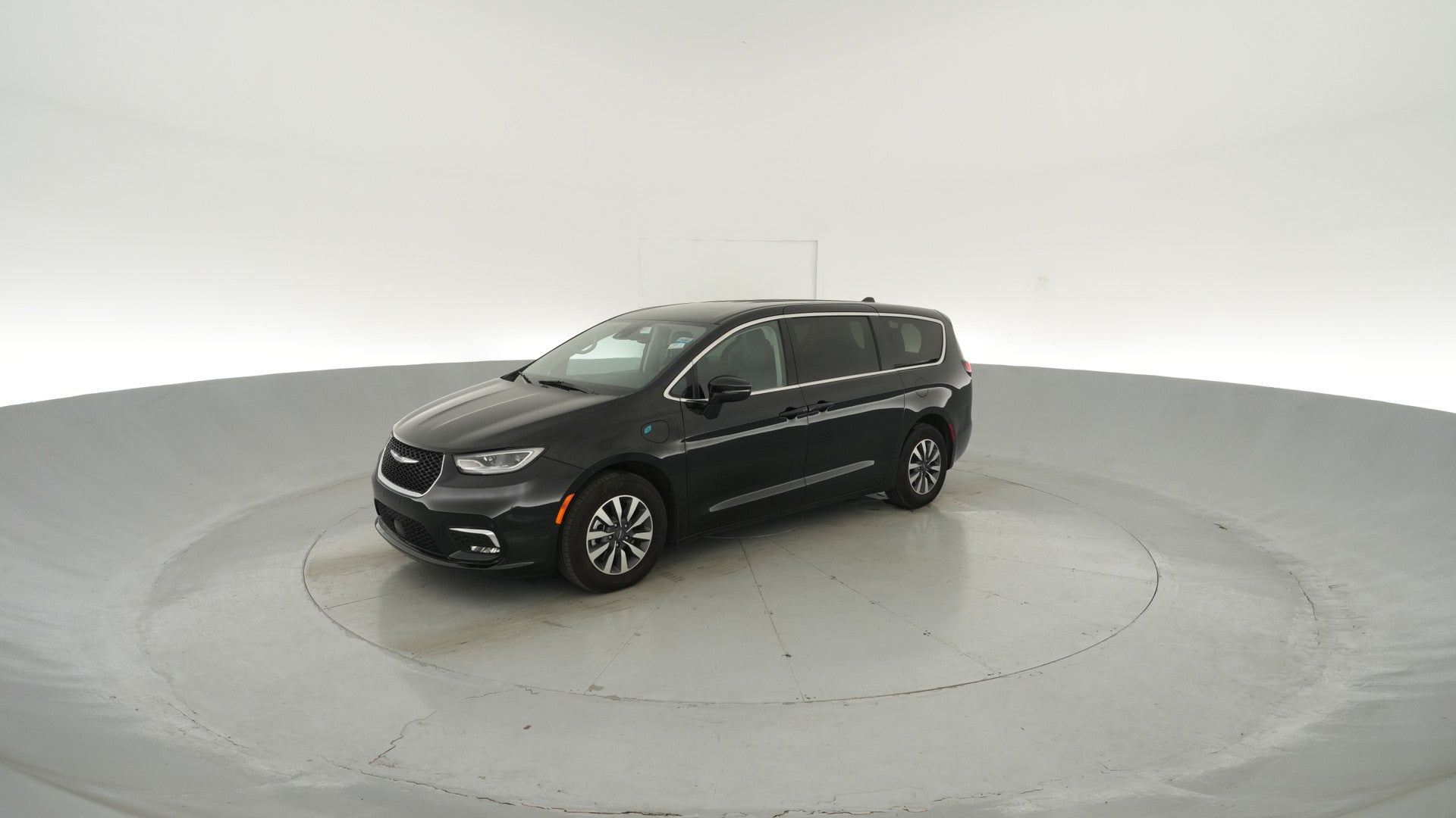 2022 Chrysler Pacifica Hybrid vehicle photo